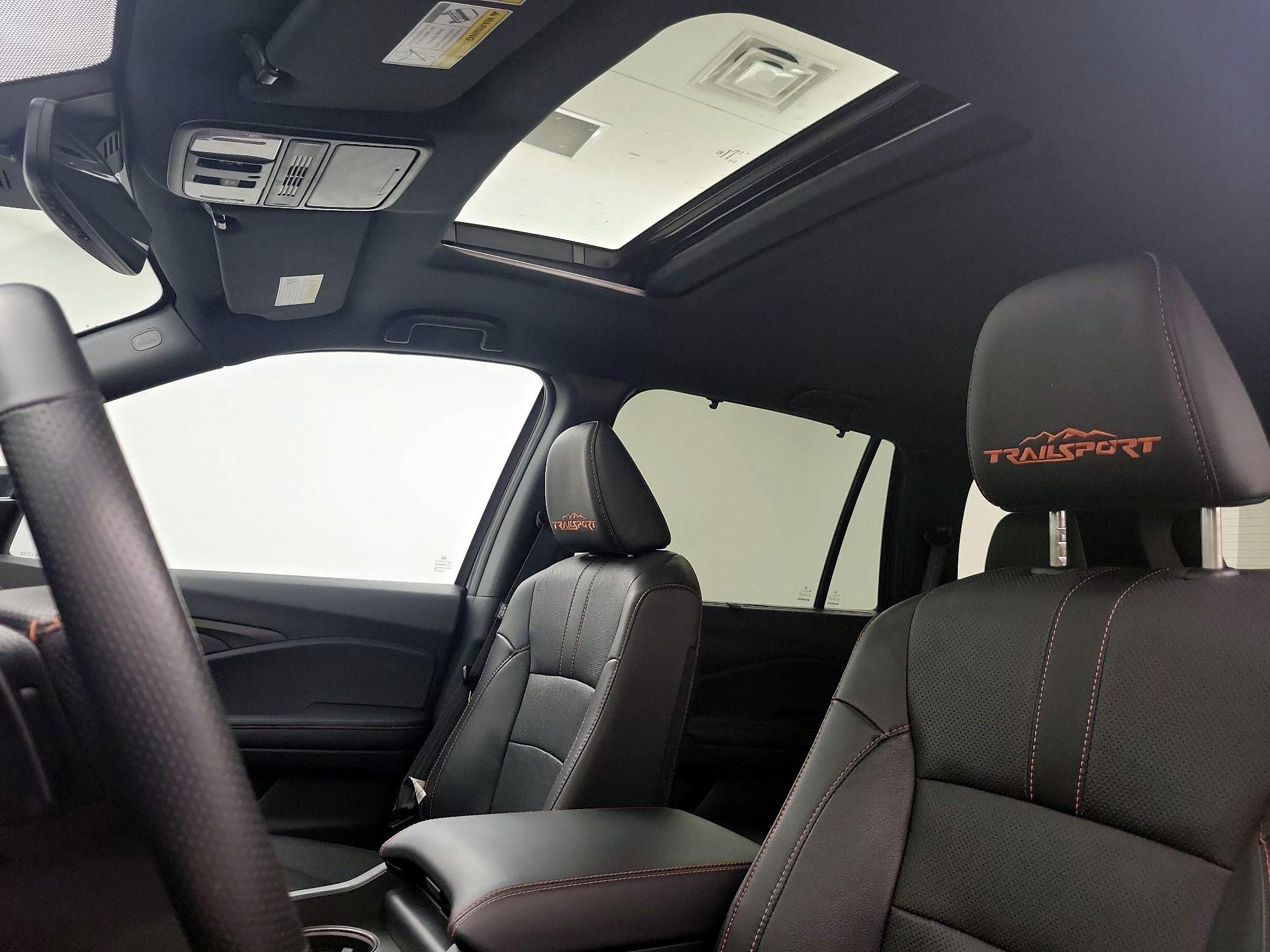 Thumbnail: 2025 Honda Passport - 20