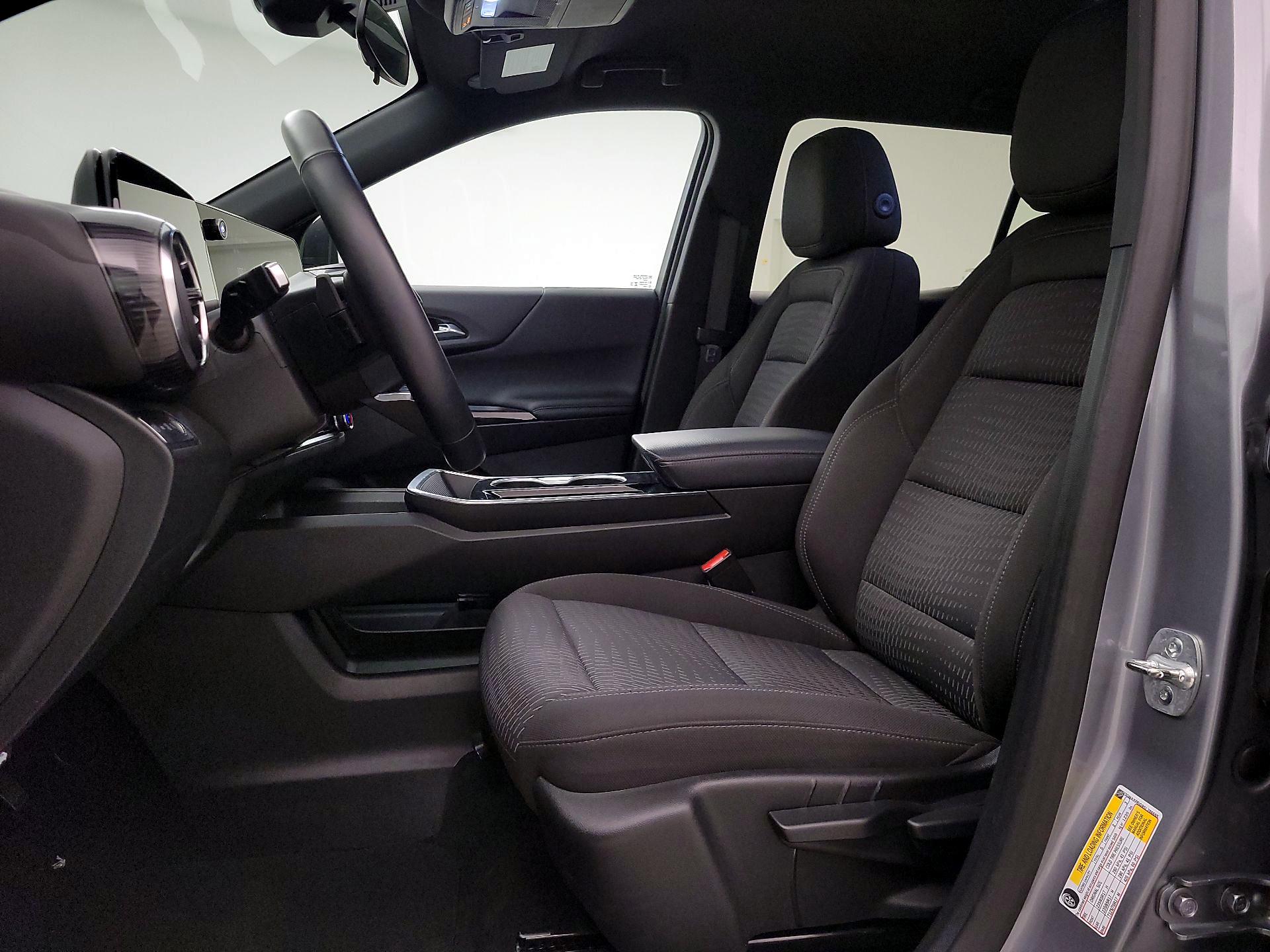 Thumbnail: 2025 Chevrolet Equinox - 11