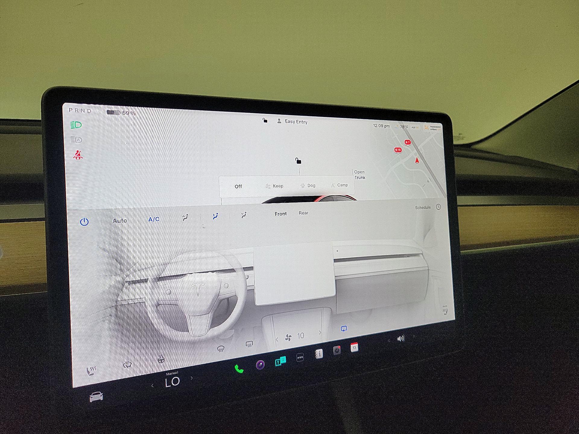 Thumbnail: 2022 Tesla Model 3 - 16