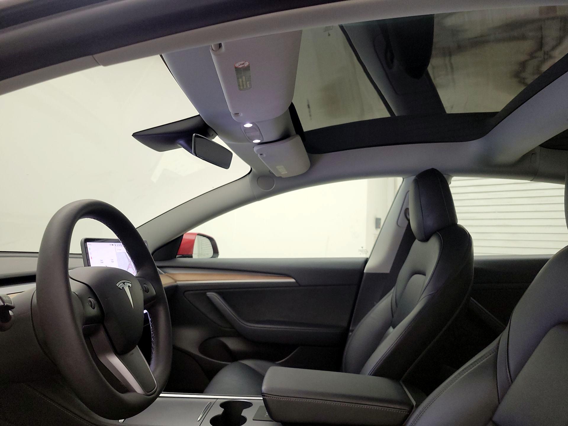 Thumbnail: 2022 Tesla Model 3 - 19