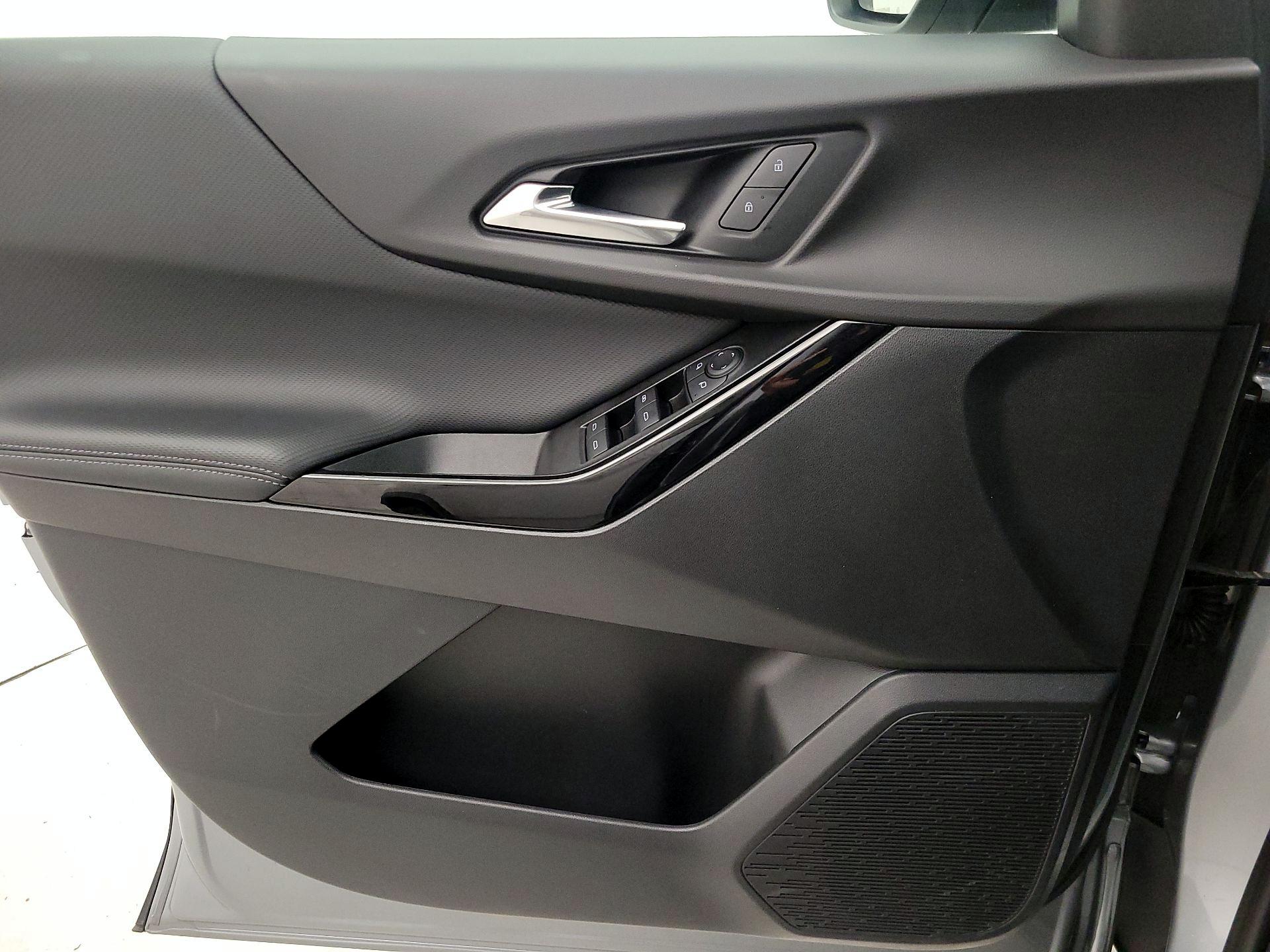 Thumbnail: 2025 Chevrolet Equinox - 12