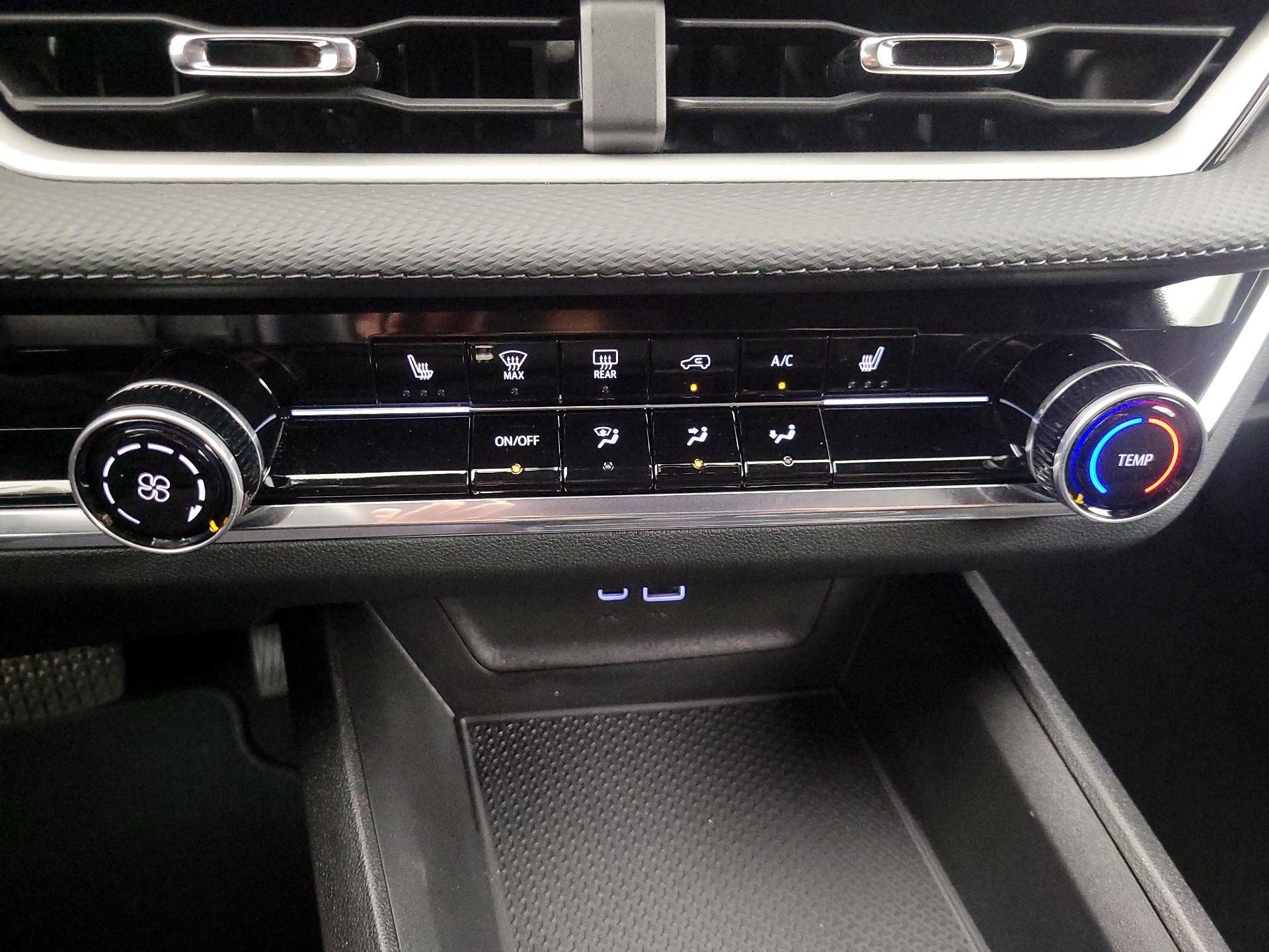 Thumbnail: 2025 Chevrolet Equinox - 16