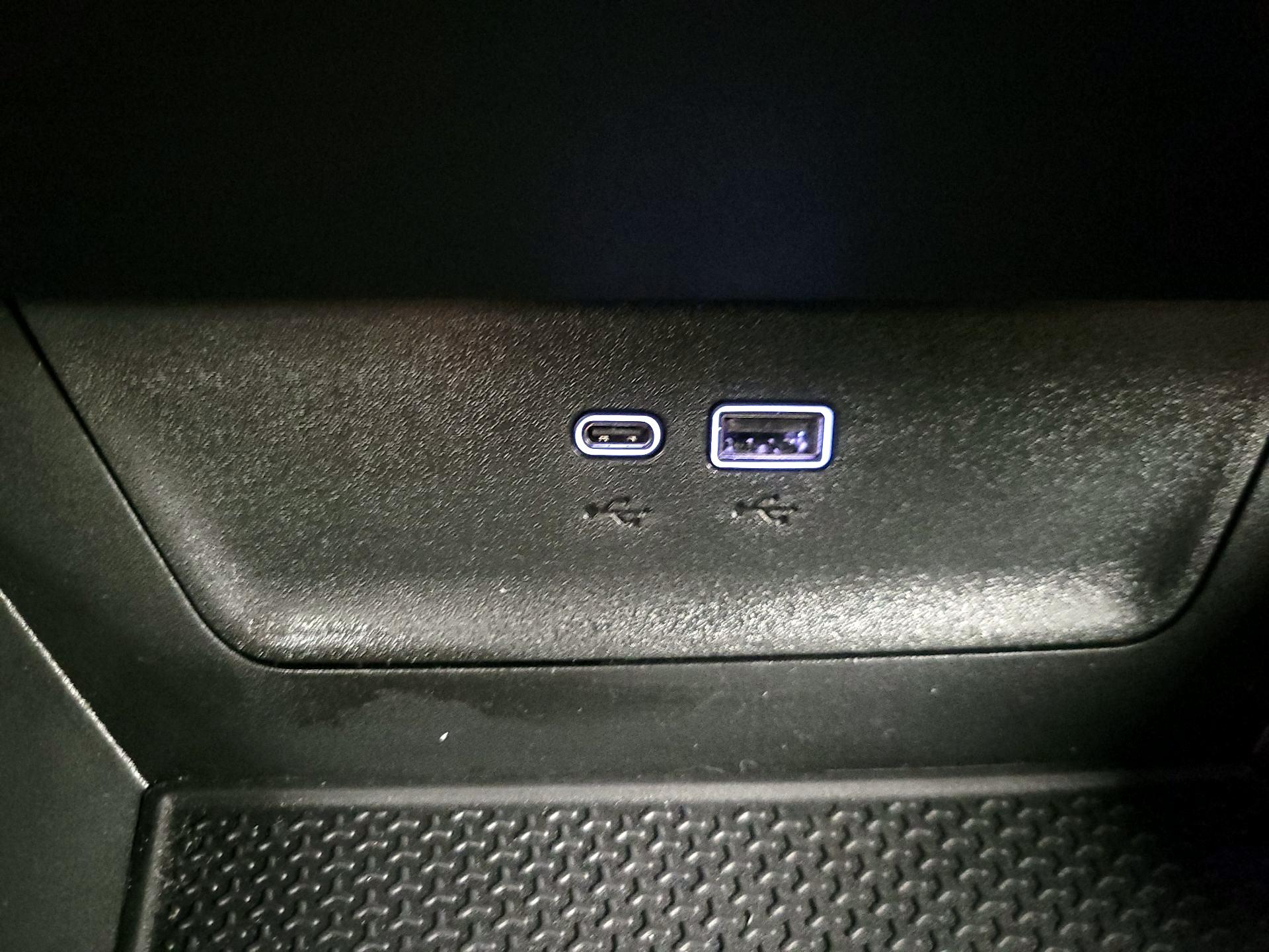 Thumbnail: 2025 Chevrolet Equinox - 18