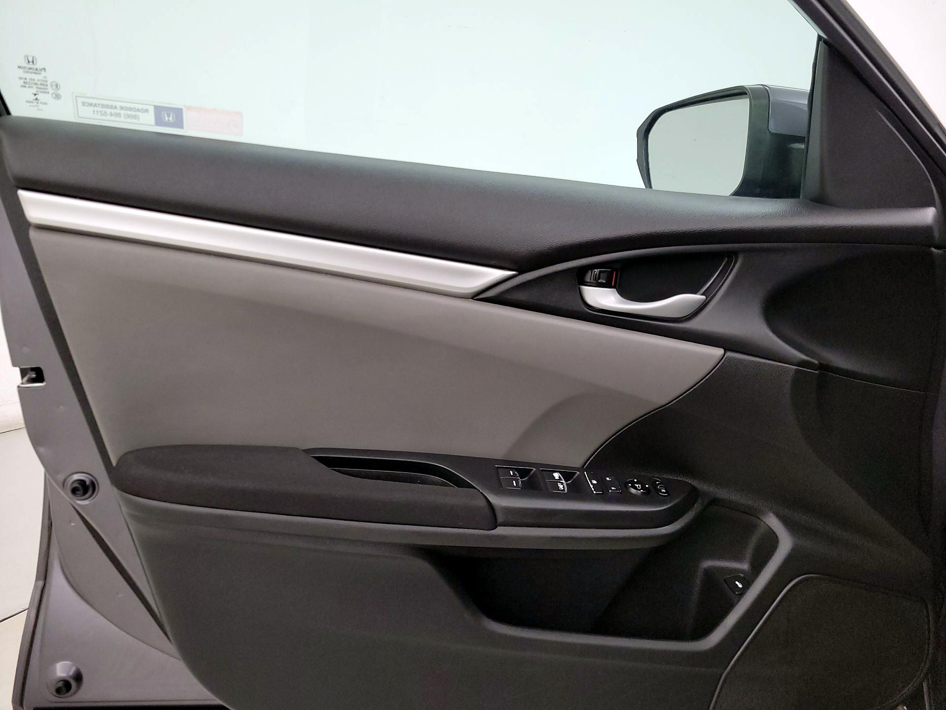 Thumbnail: 2018 Honda Civic - 12