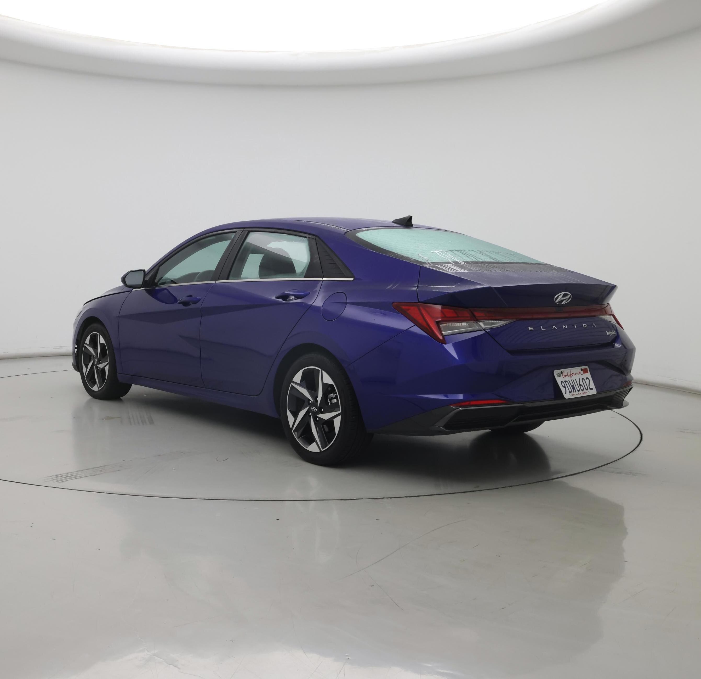 Thumbnail: 2023 Hyundai Elantra - 2