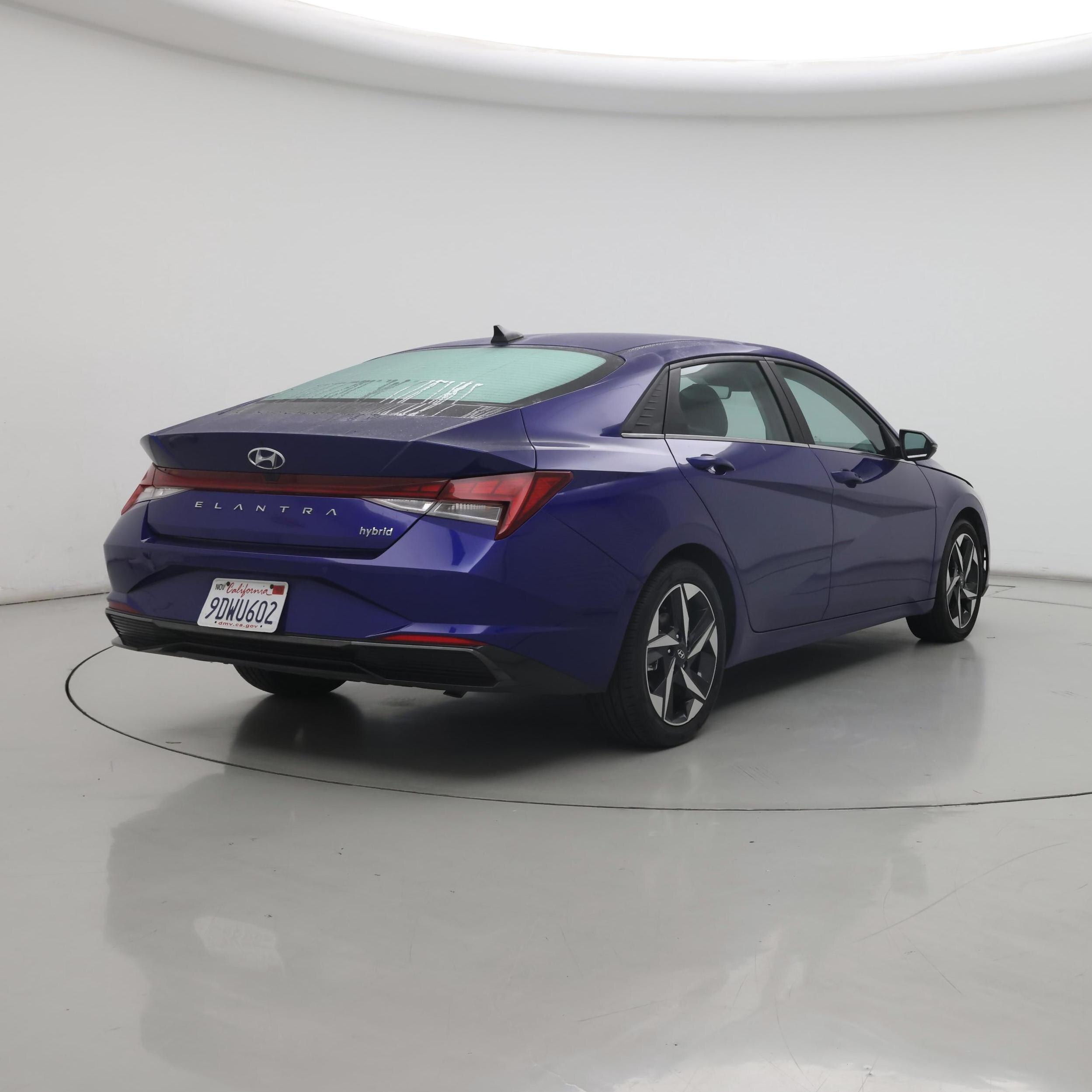 Thumbnail: 2023 Hyundai Elantra - 8