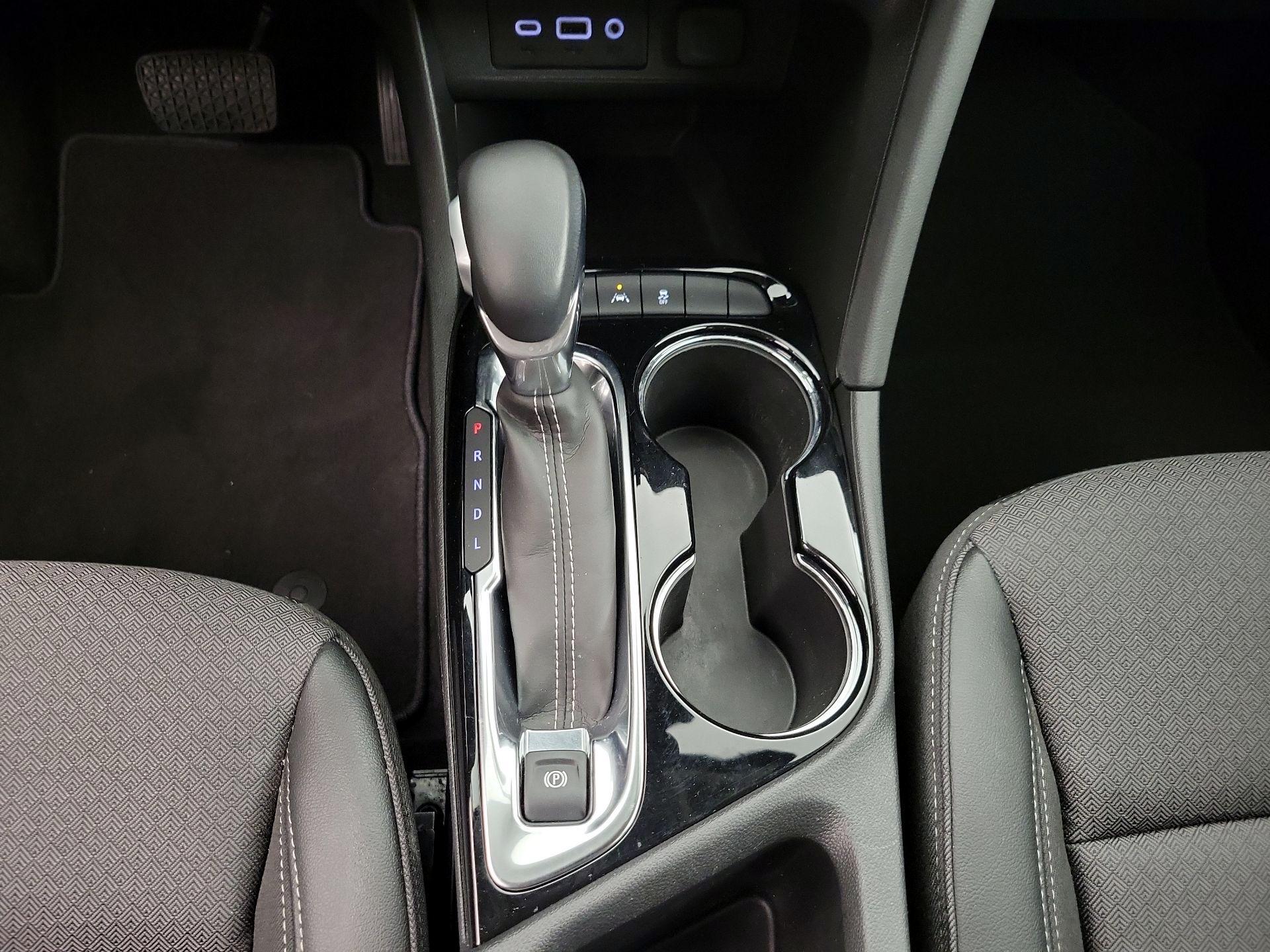 Thumbnail: 2023 Buick Encore GX - 17