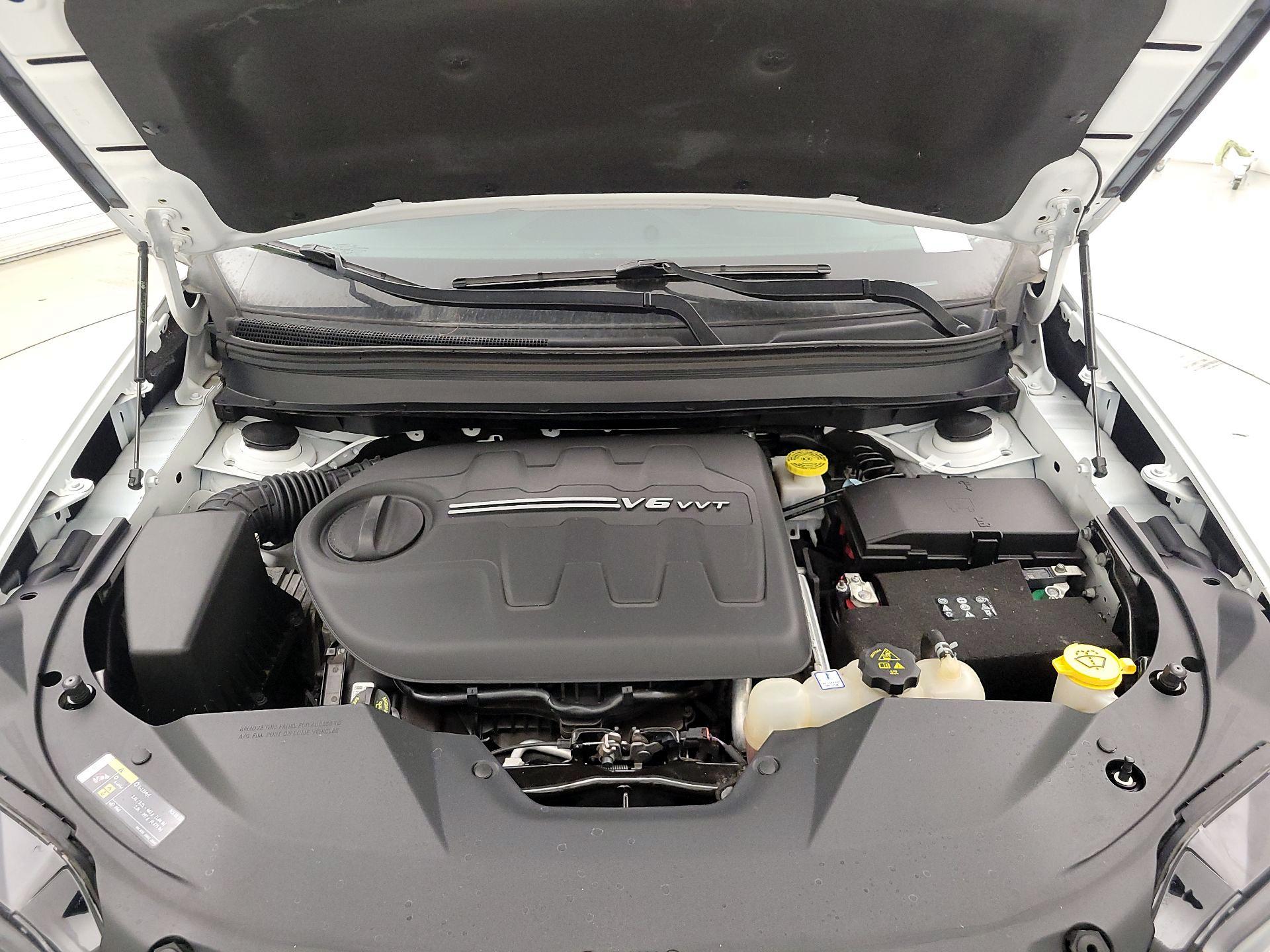 Thumbnail: 2021 Jeep Cherokee - 18