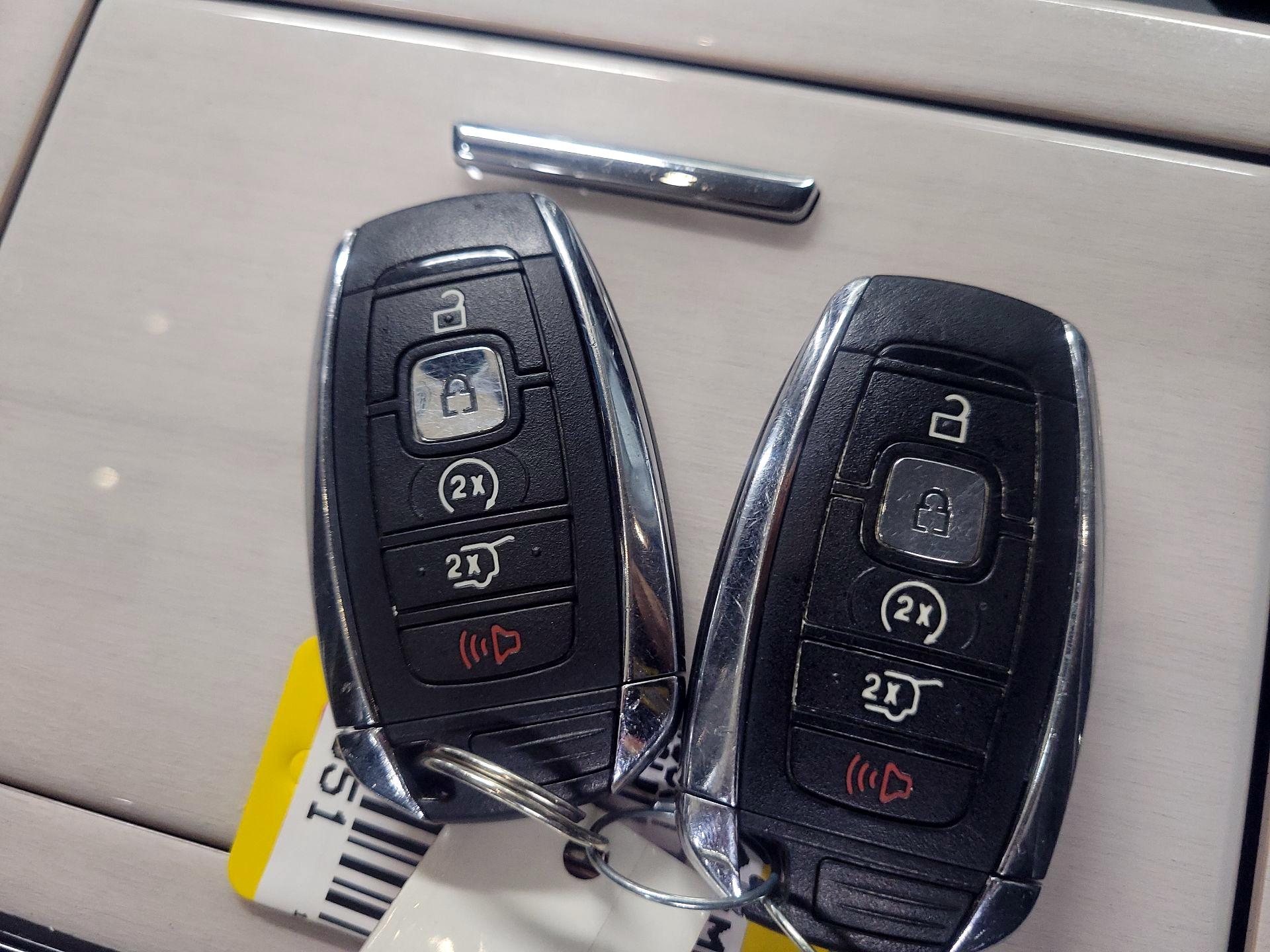 Thumbnail: 2019 Lincoln Navigator L - 20