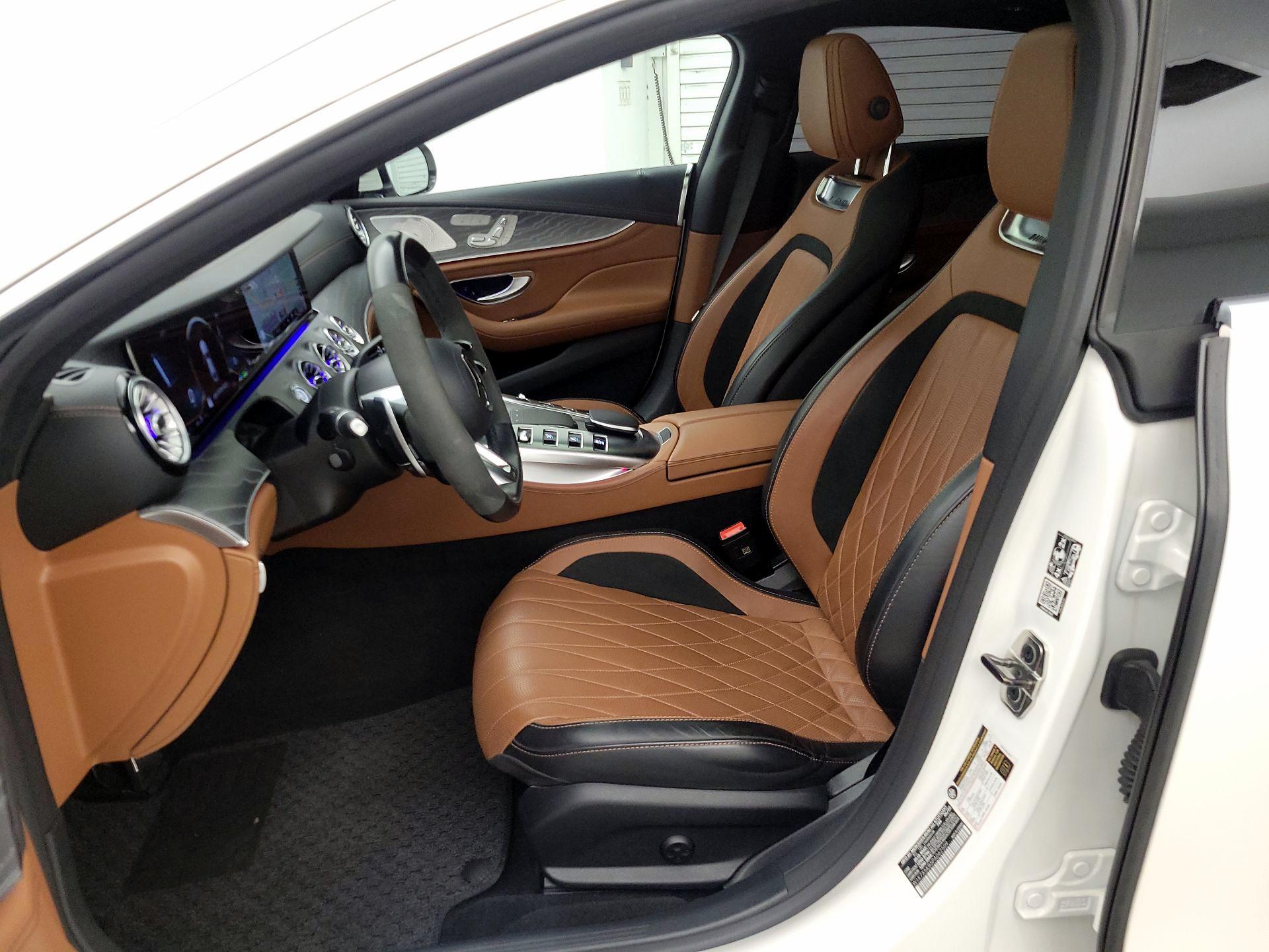 Thumbnail: 2023 Mercedes-Benz AMG GT - 11