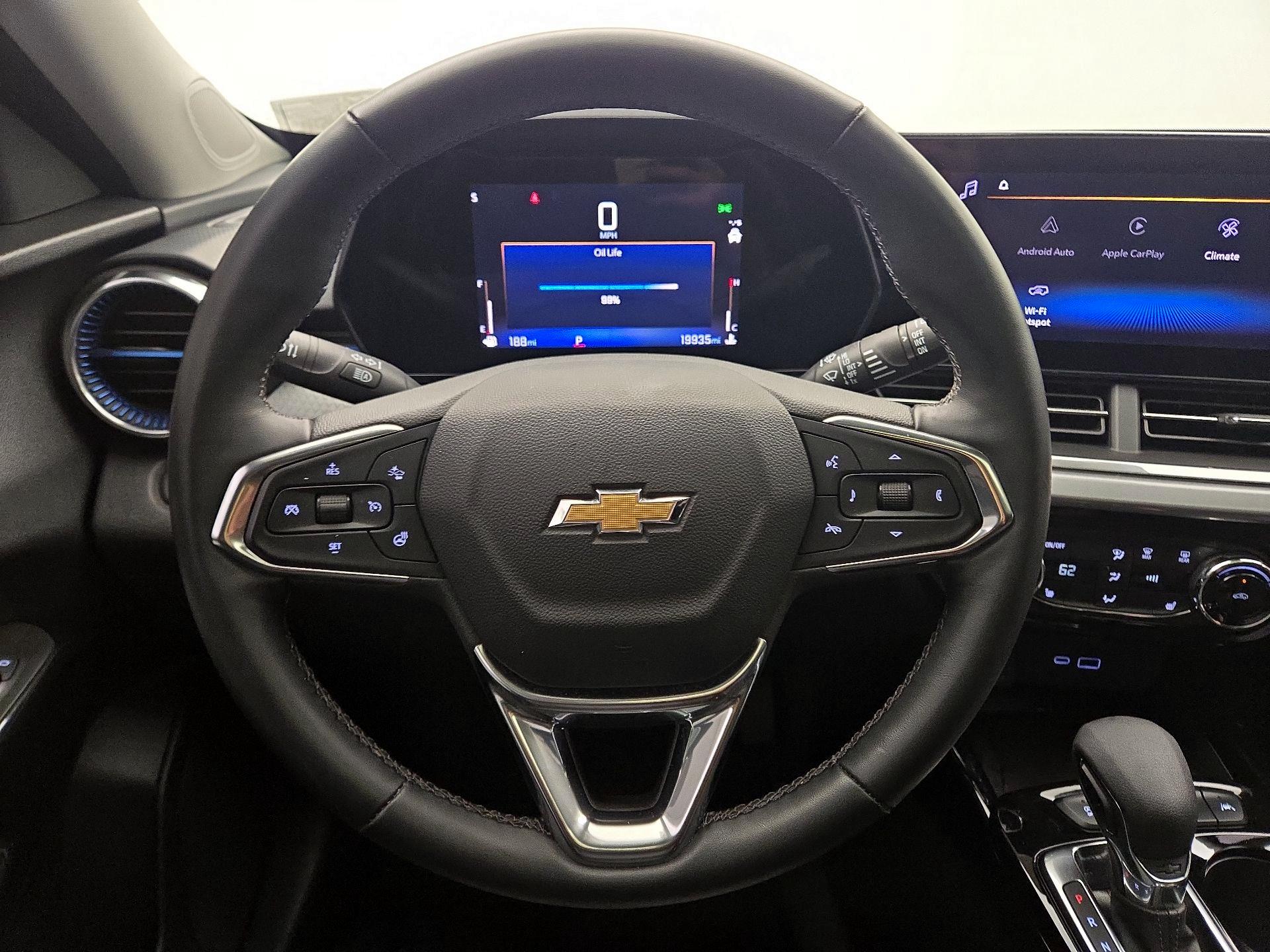 Thumbnail: 2024 Chevrolet Trax - 10