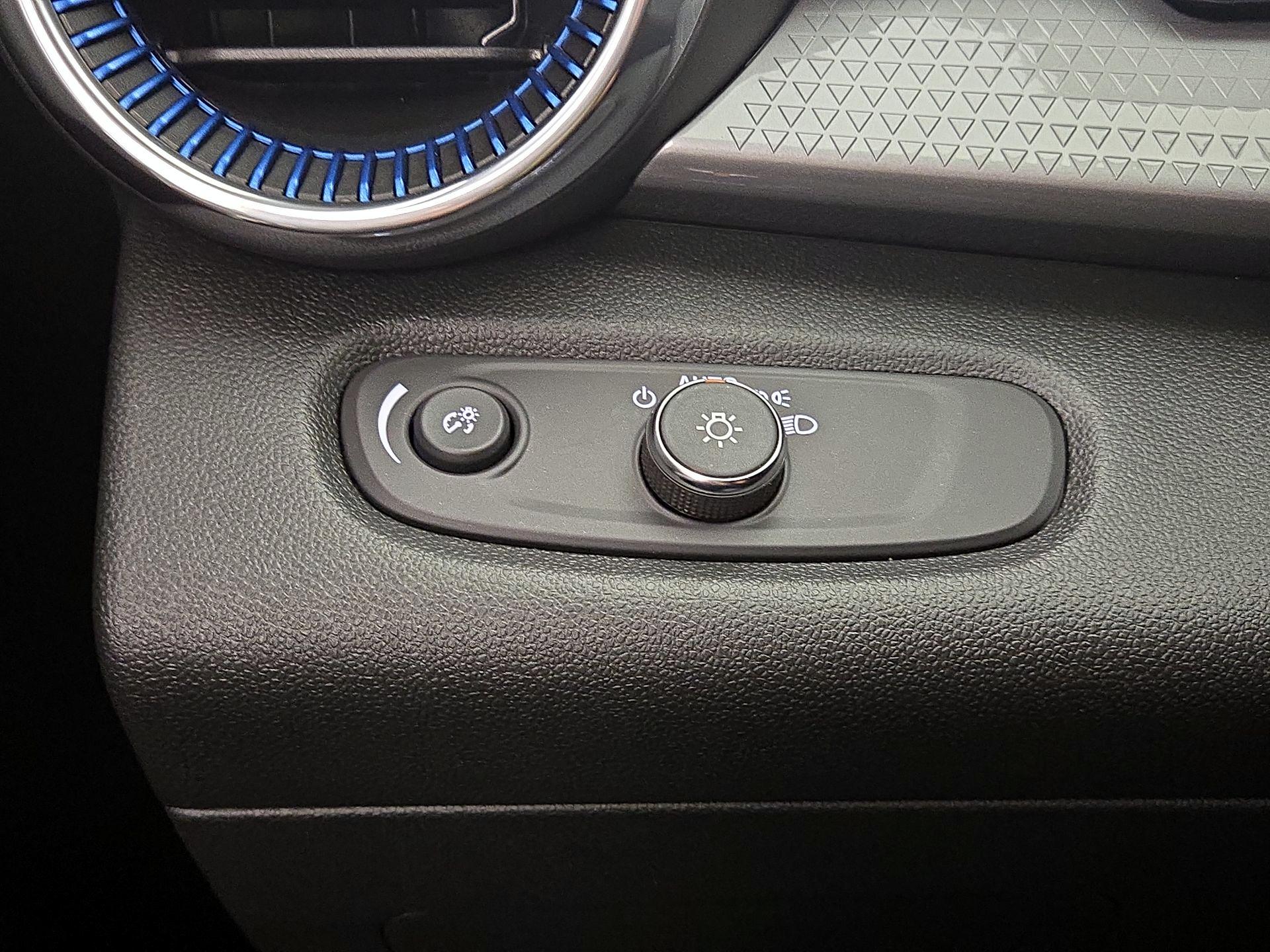 Thumbnail: 2024 Chevrolet Trax - 13