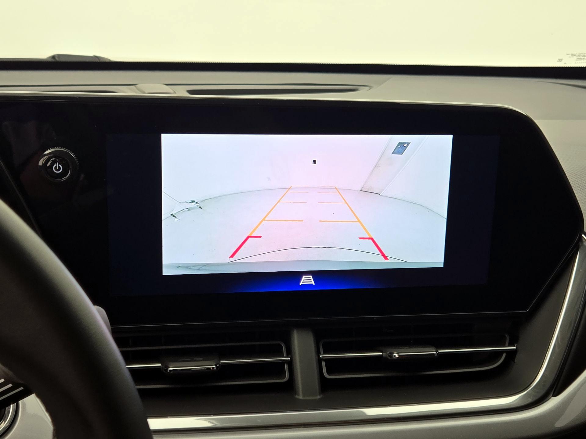 Thumbnail: 2024 Chevrolet Trax - 14