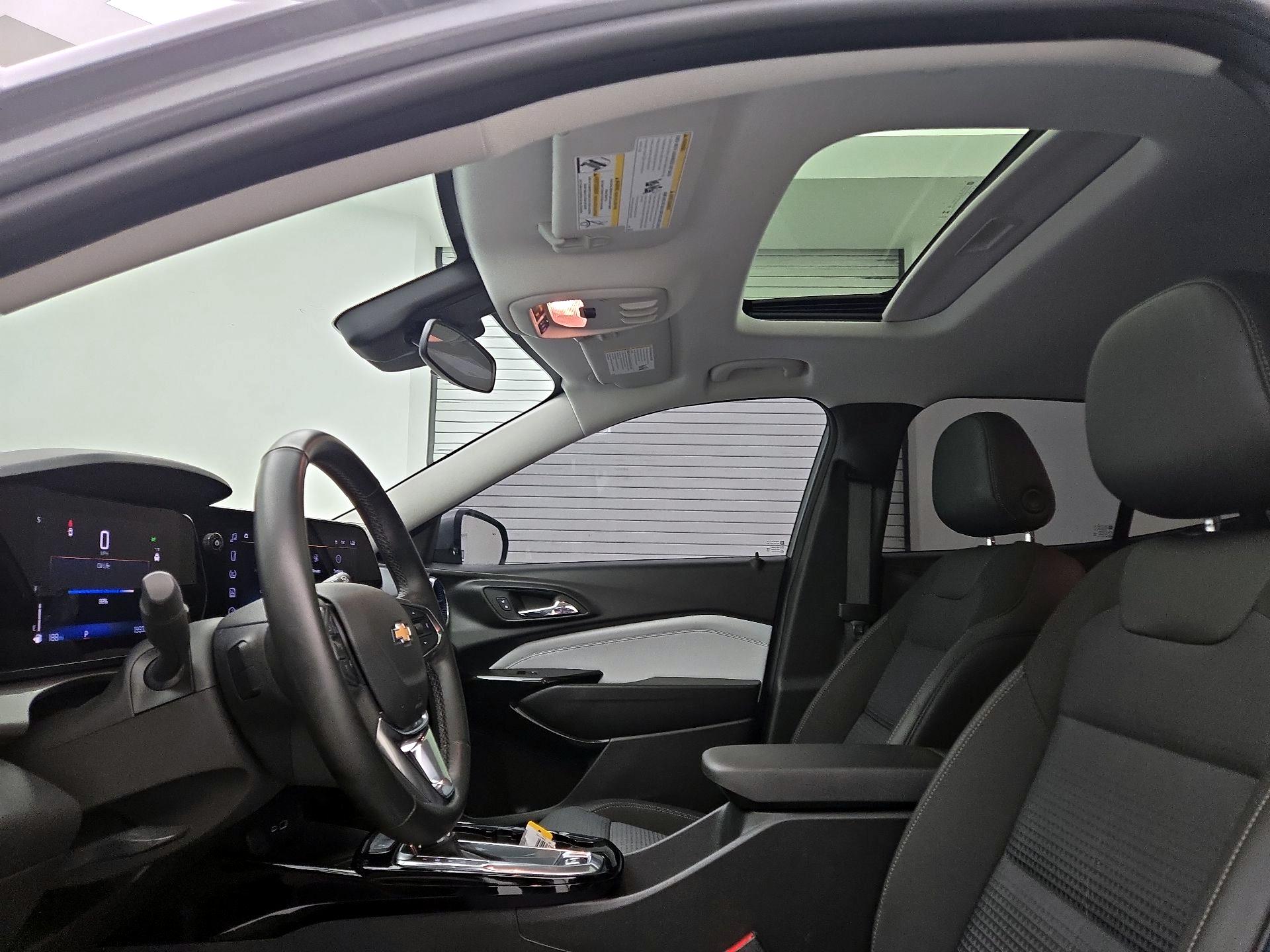 Thumbnail: 2024 Chevrolet Trax - 19