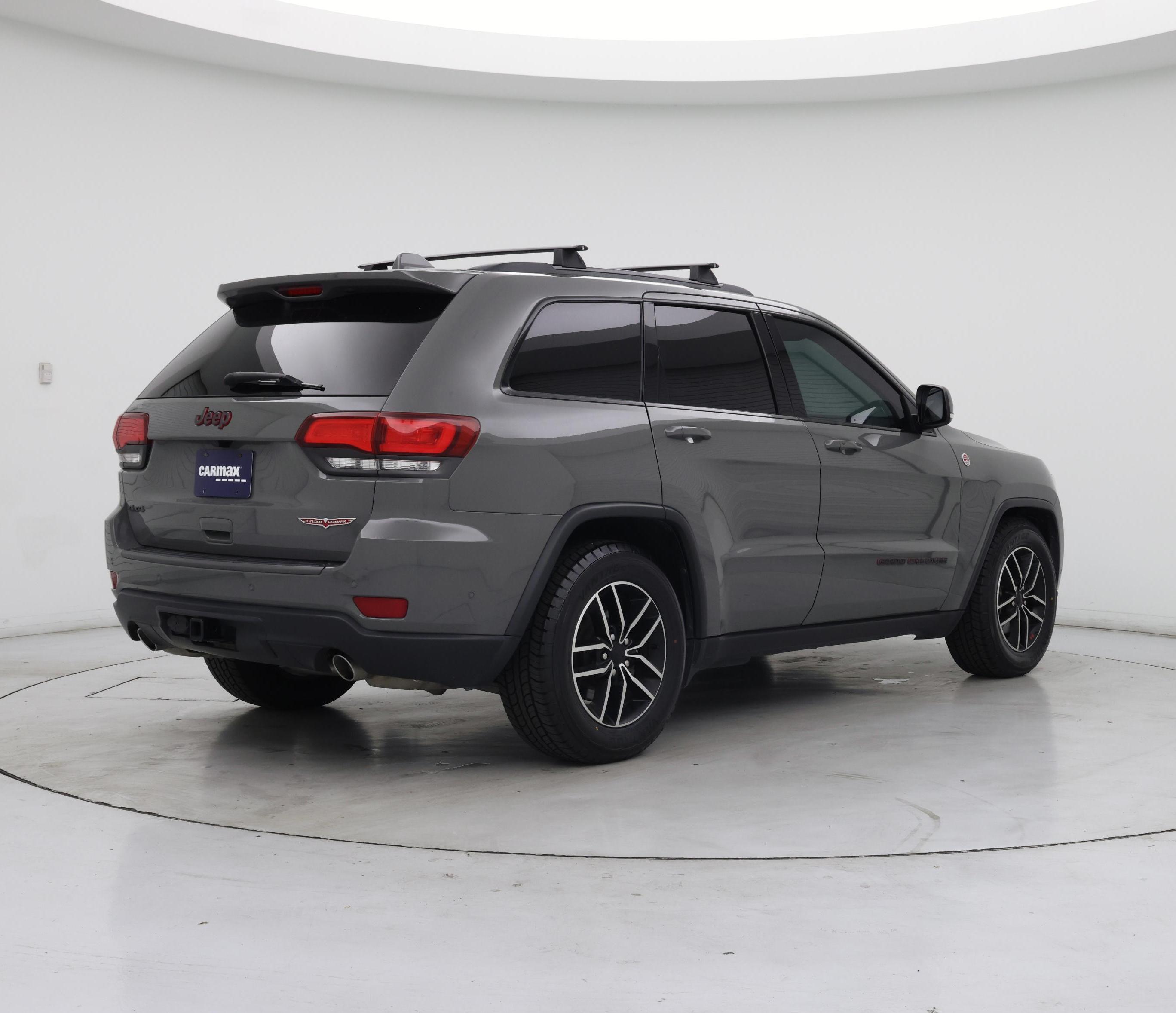 Thumbnail: 2020 Jeep Grand Cherokee - 8