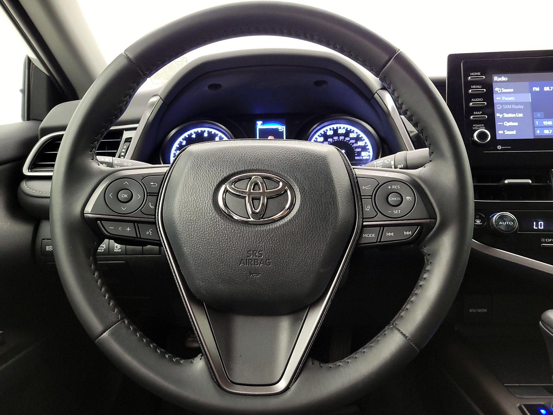 Thumbnail: 2023 Toyota Camry - 10