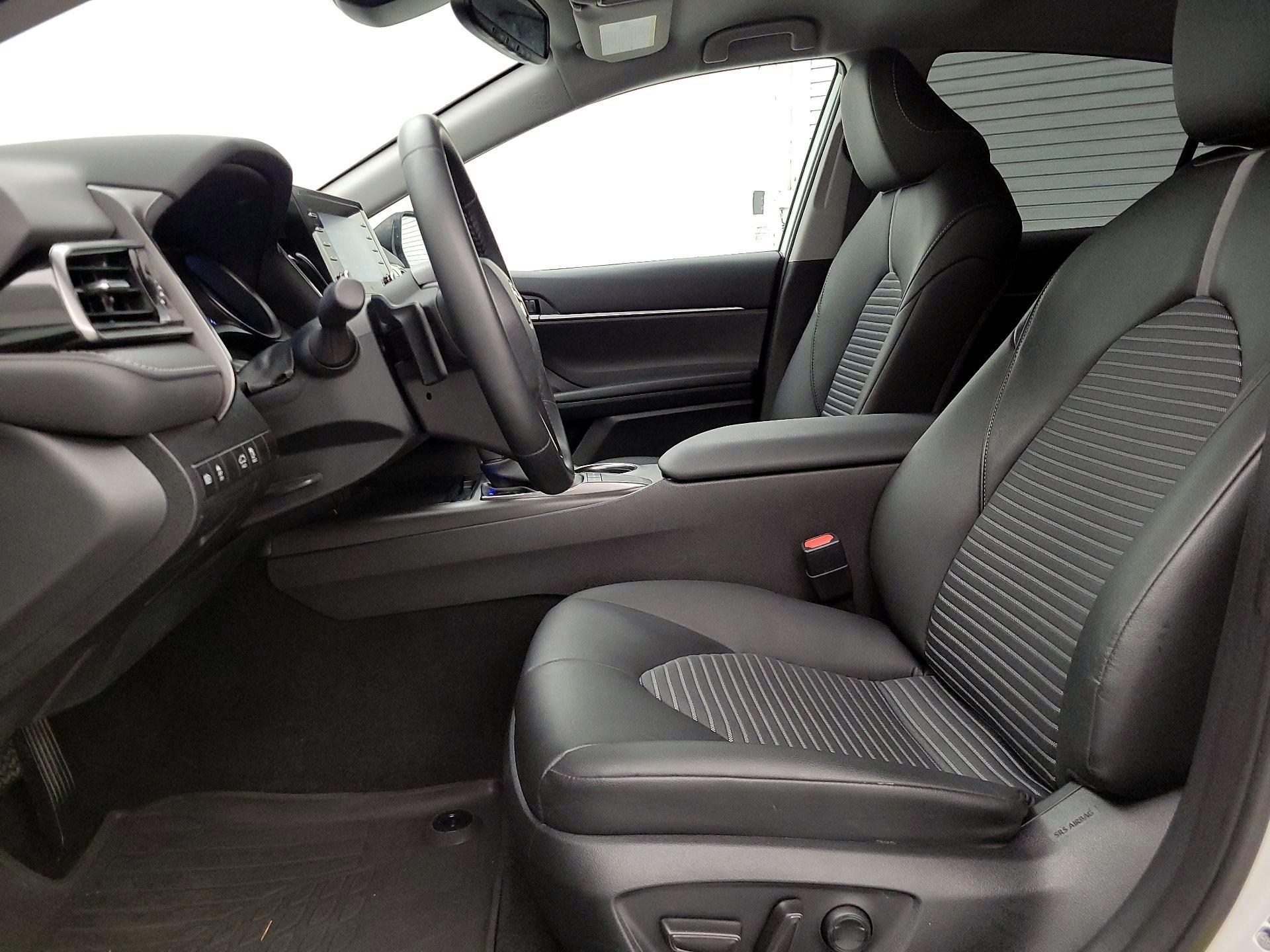 Thumbnail: 2023 Toyota Camry - 11