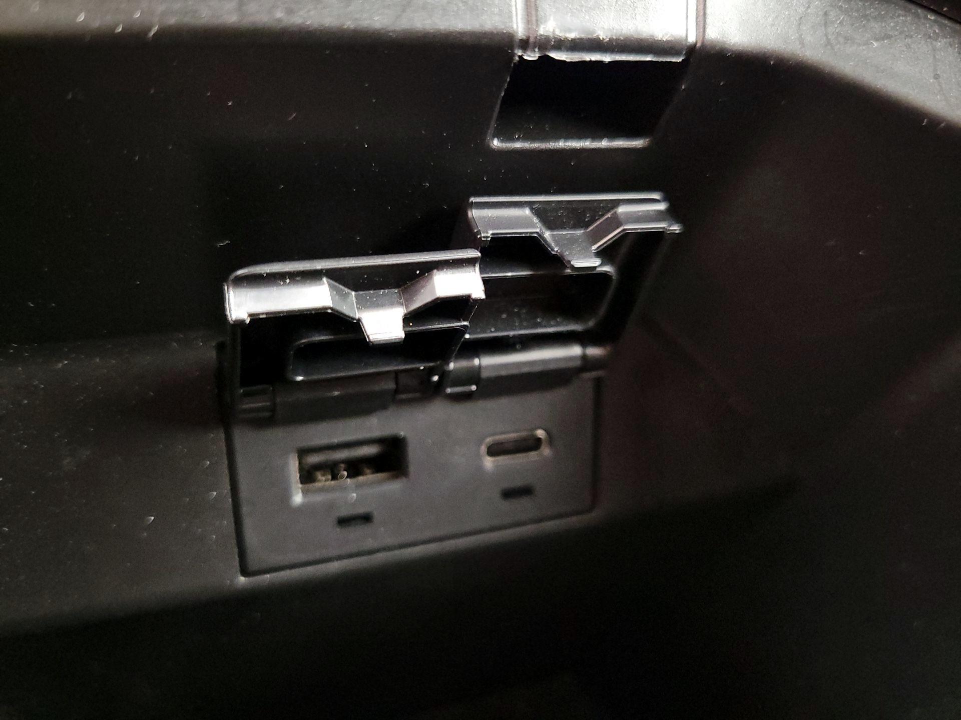 Thumbnail: 2023 Toyota Camry - 18