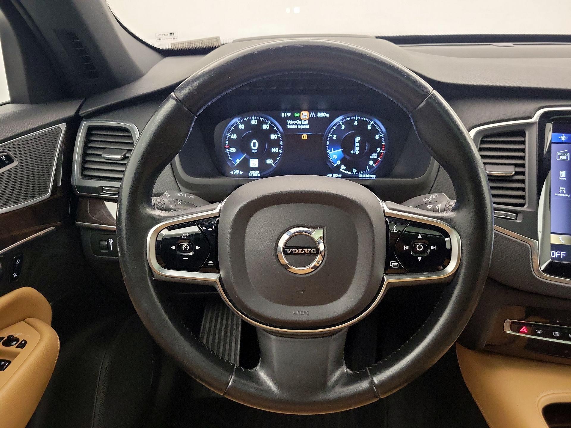 Thumbnail: 2019 Volvo XC90 - 10