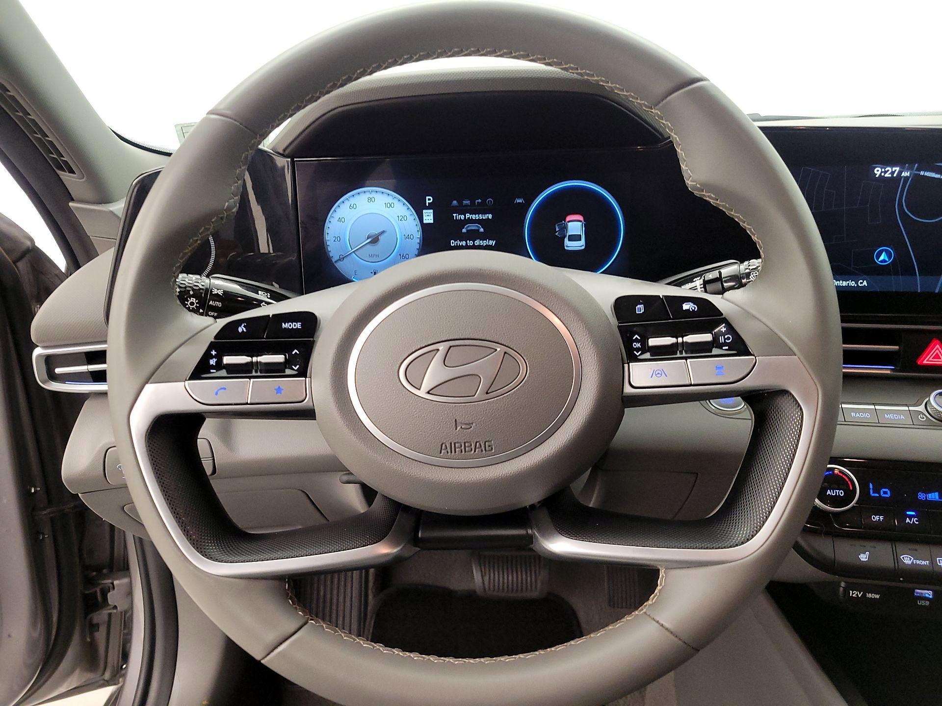 Thumbnail: 2024 Hyundai Elantra - 10