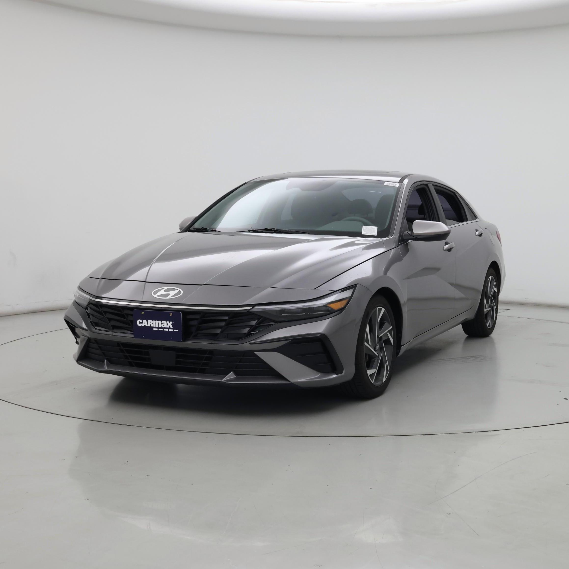 Thumbnail: 2024 Hyundai Elantra - 4