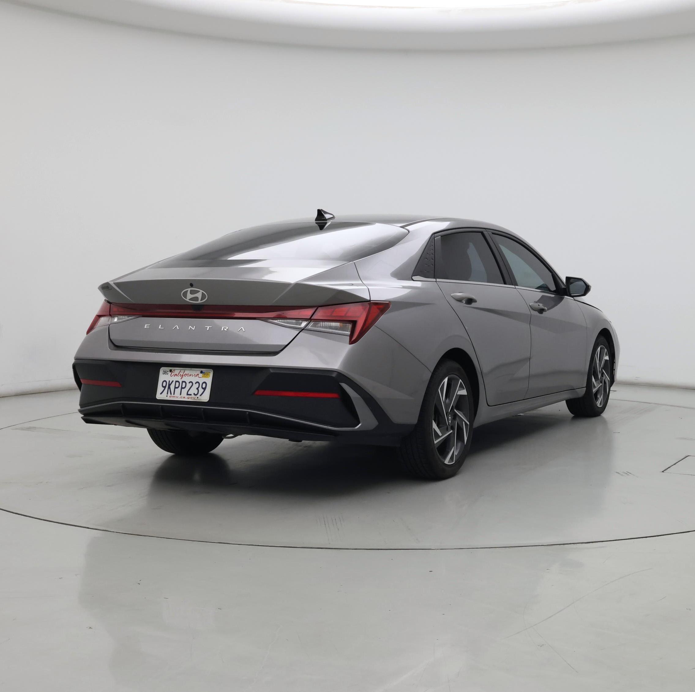 Thumbnail: 2024 Hyundai Elantra - 8