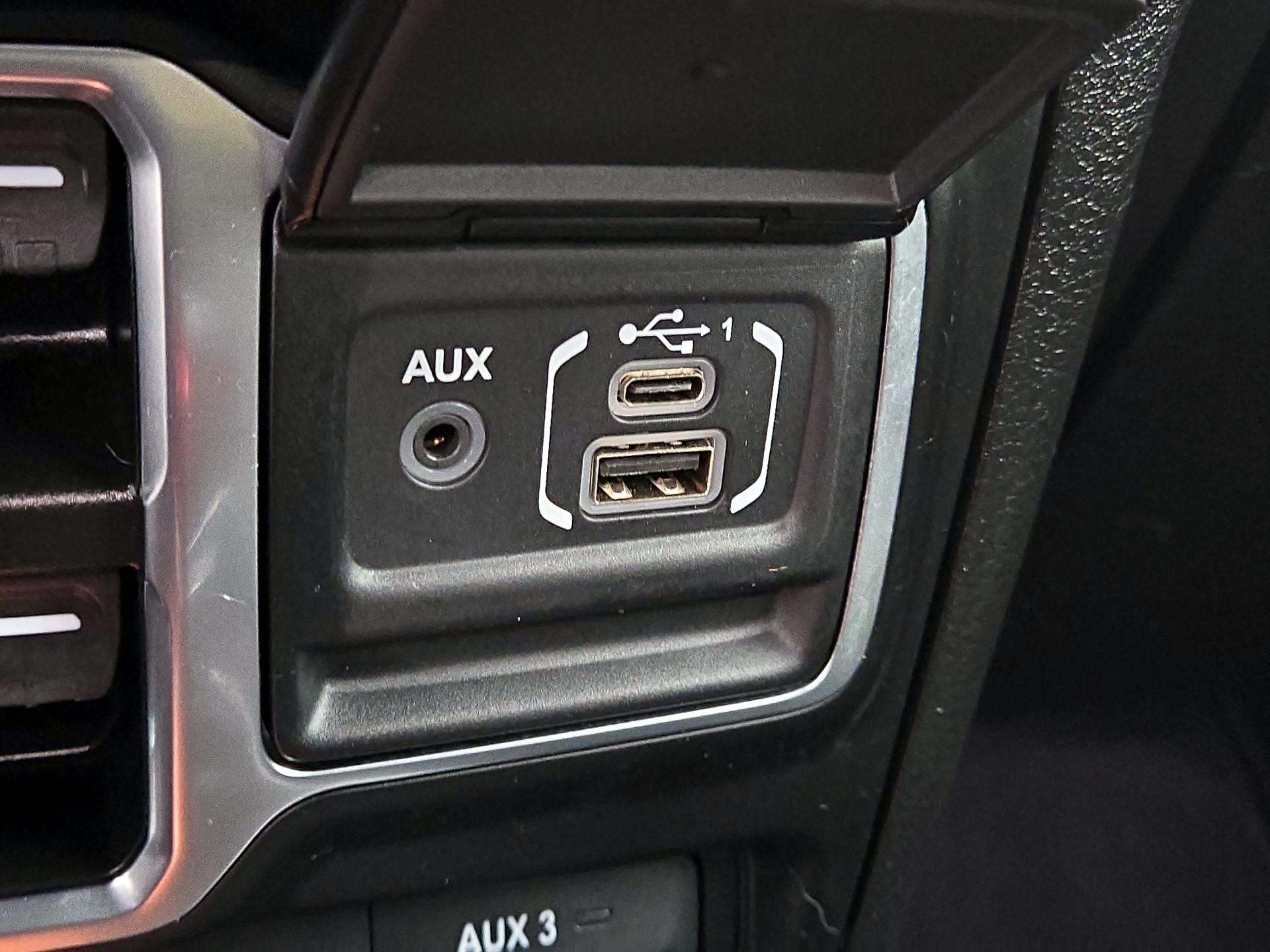 Thumbnail: 2024 Jeep Wrangler - 18