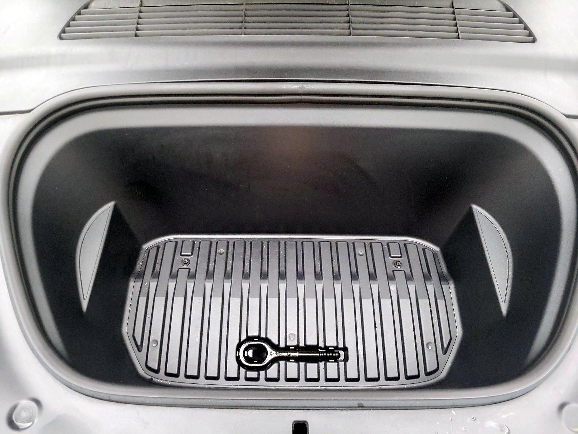 Thumbnail: 2023 Tesla Model Y - 20