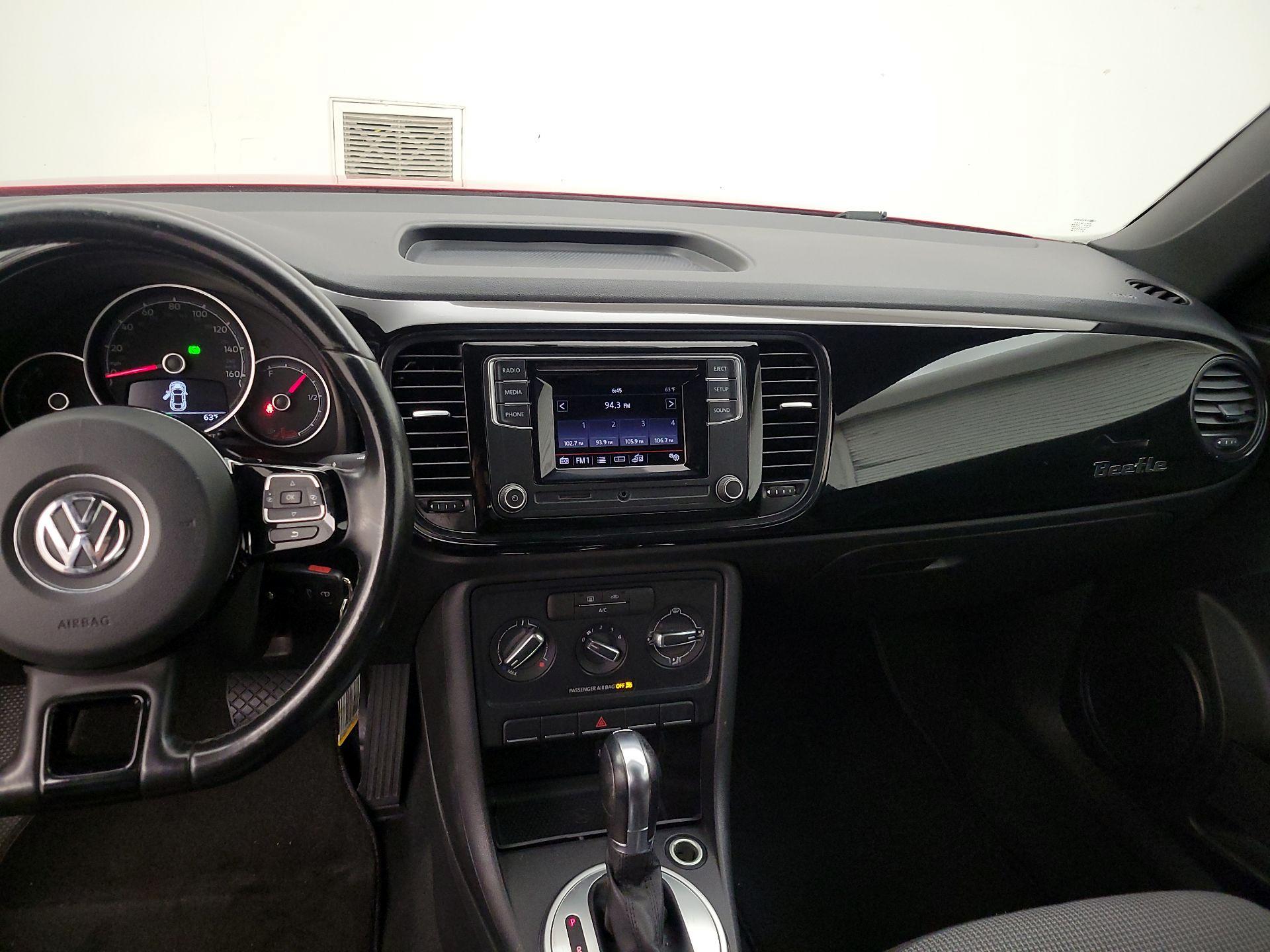 Thumbnail: 2018 Volkswagen Beetle - 9