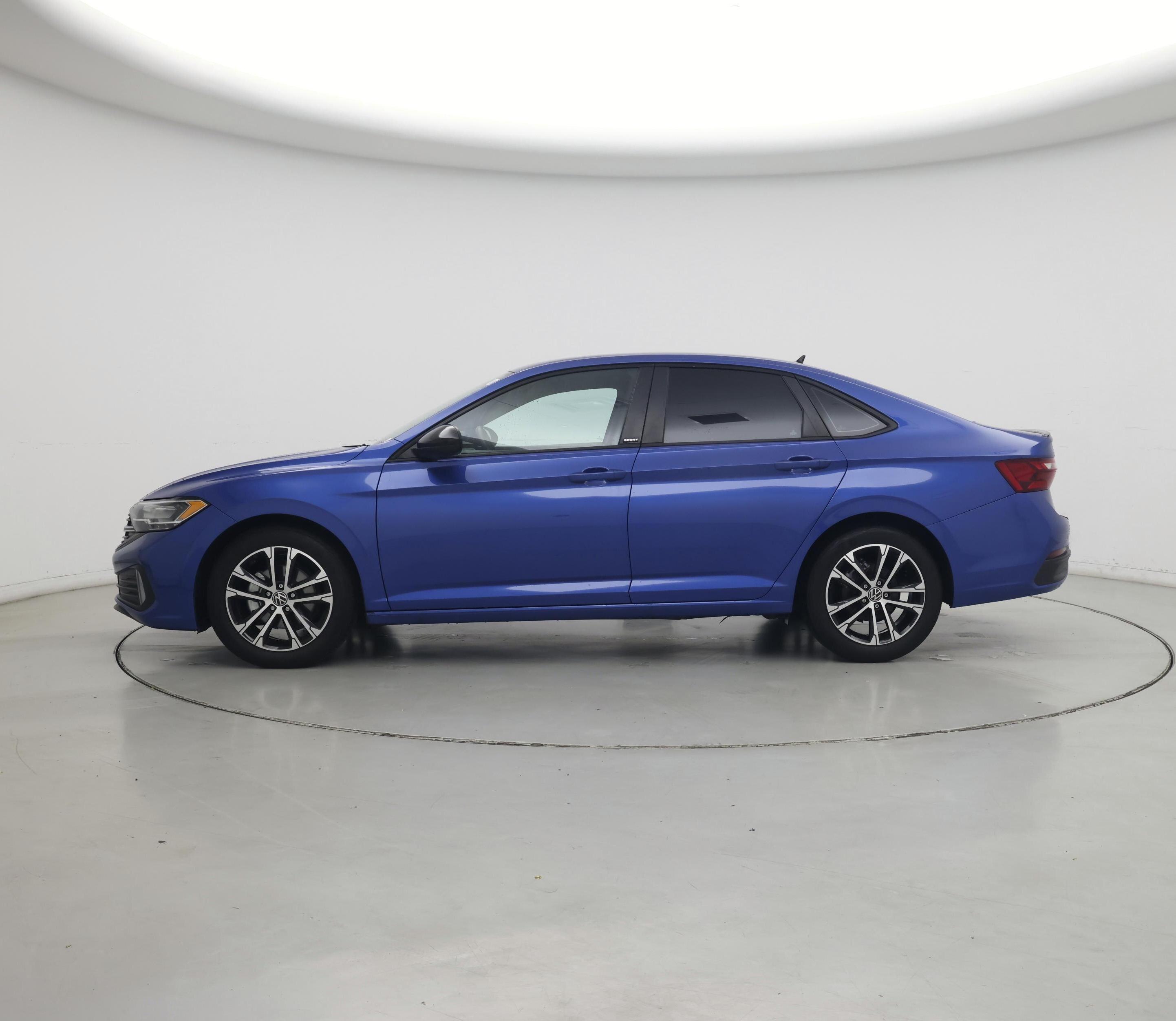 Thumbnail: 2024 Volkswagen Jetta - 3