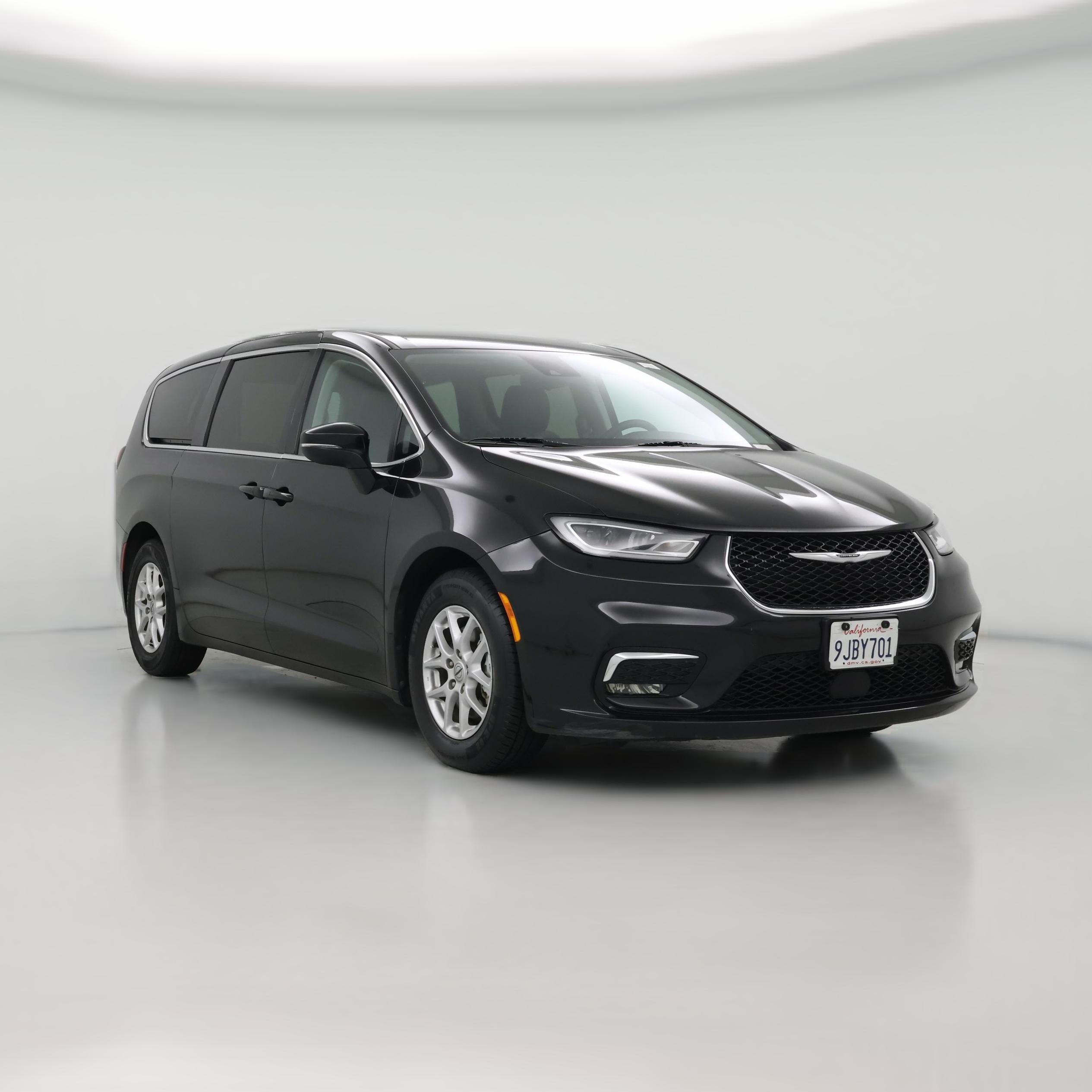 Thumbnail: 2023 Chrysler Pacifica - 1