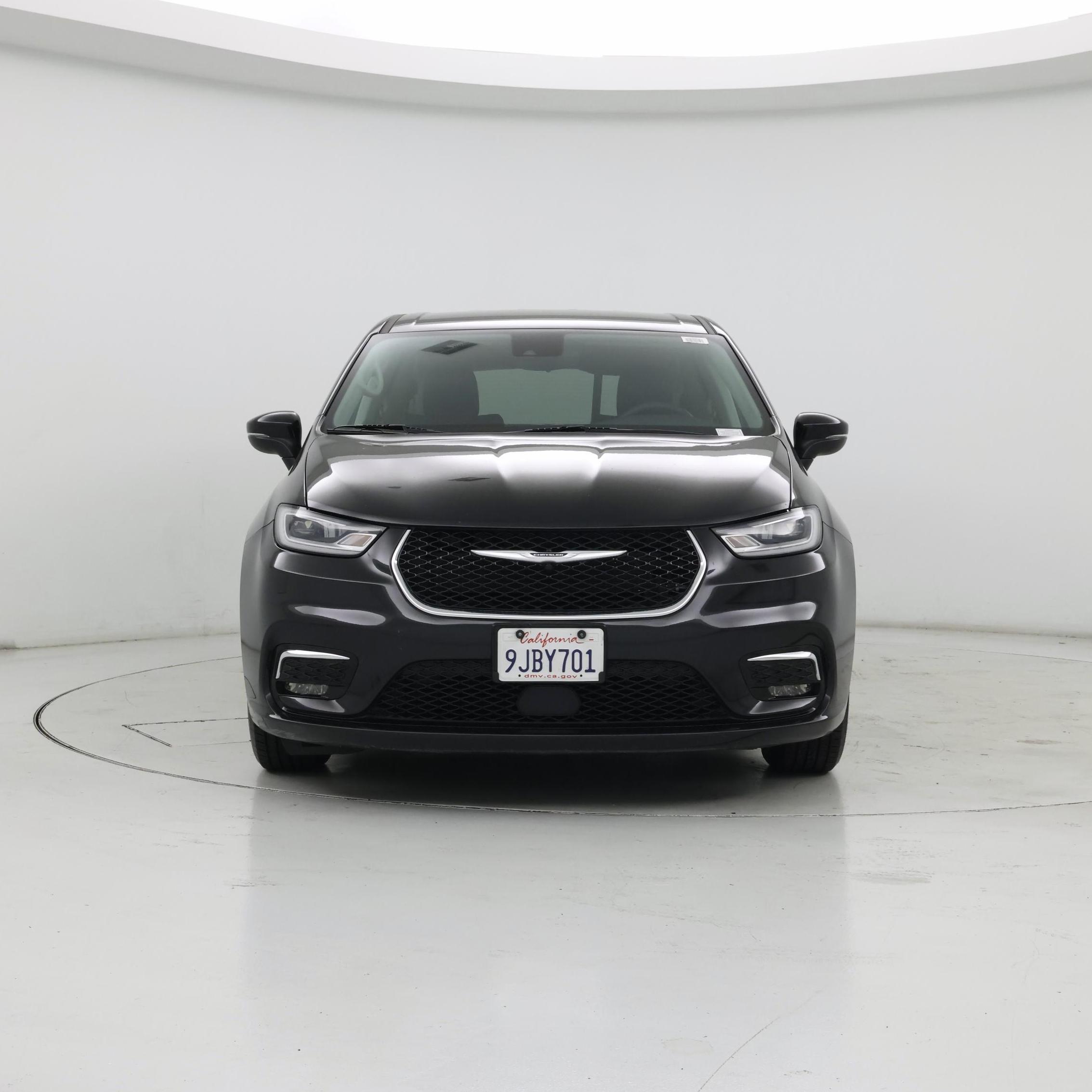 Thumbnail: 2023 Chrysler Pacifica - 5