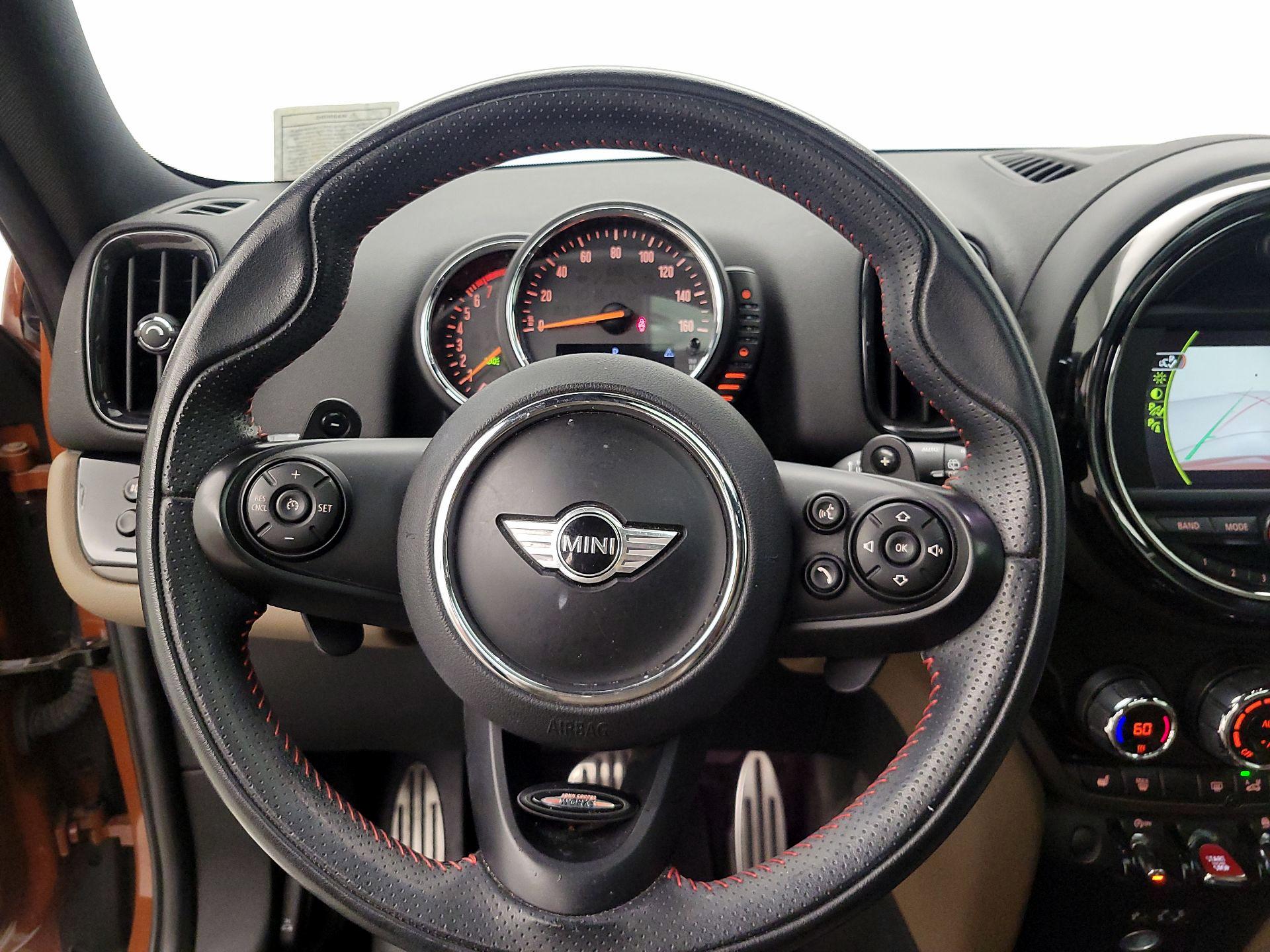 Thumbnail: 2017 MINI Cooper Countryman - 10