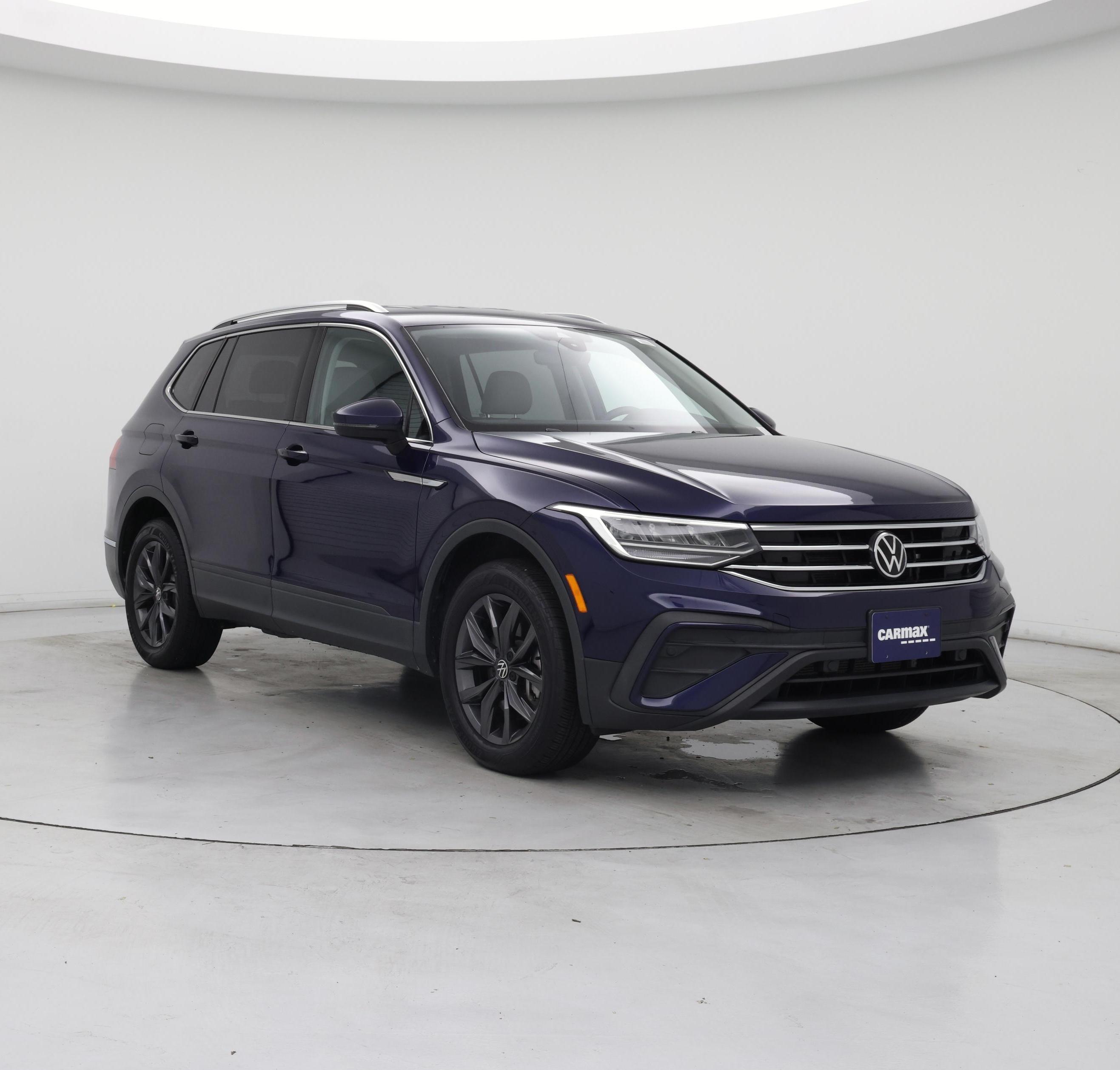Blue 2022 Volkswagen Tiguan SUV / Crossover Front-Wheel Drive Automatic