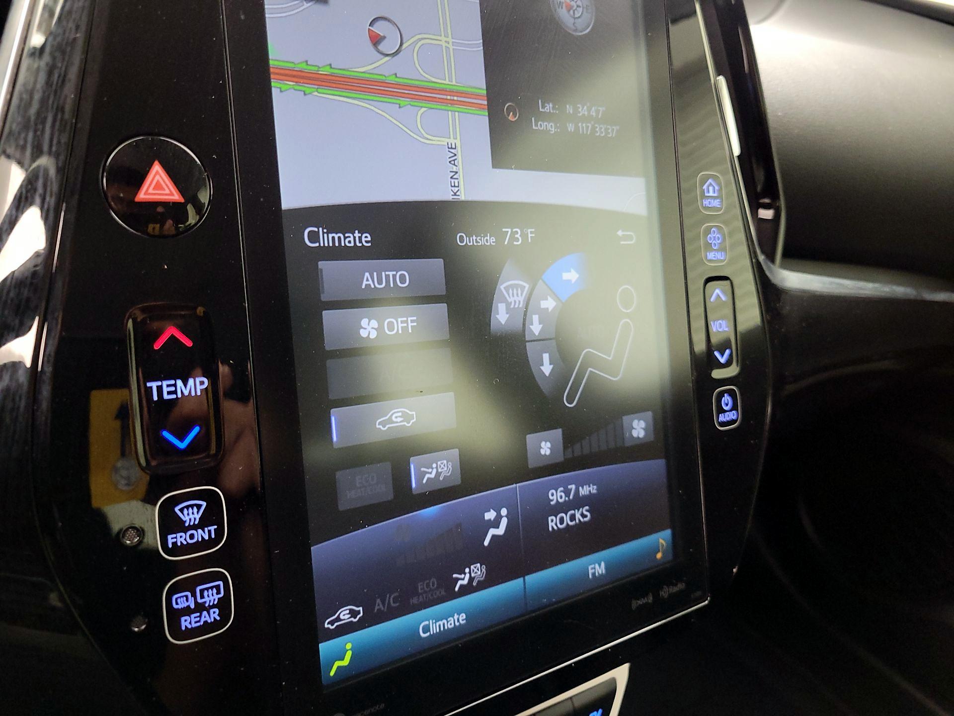 Thumbnail: 2017 Toyota Prius Prime - 16