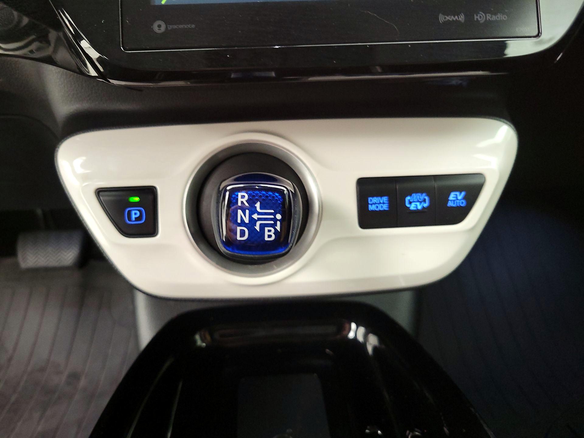 Thumbnail: 2017 Toyota Prius Prime - 17