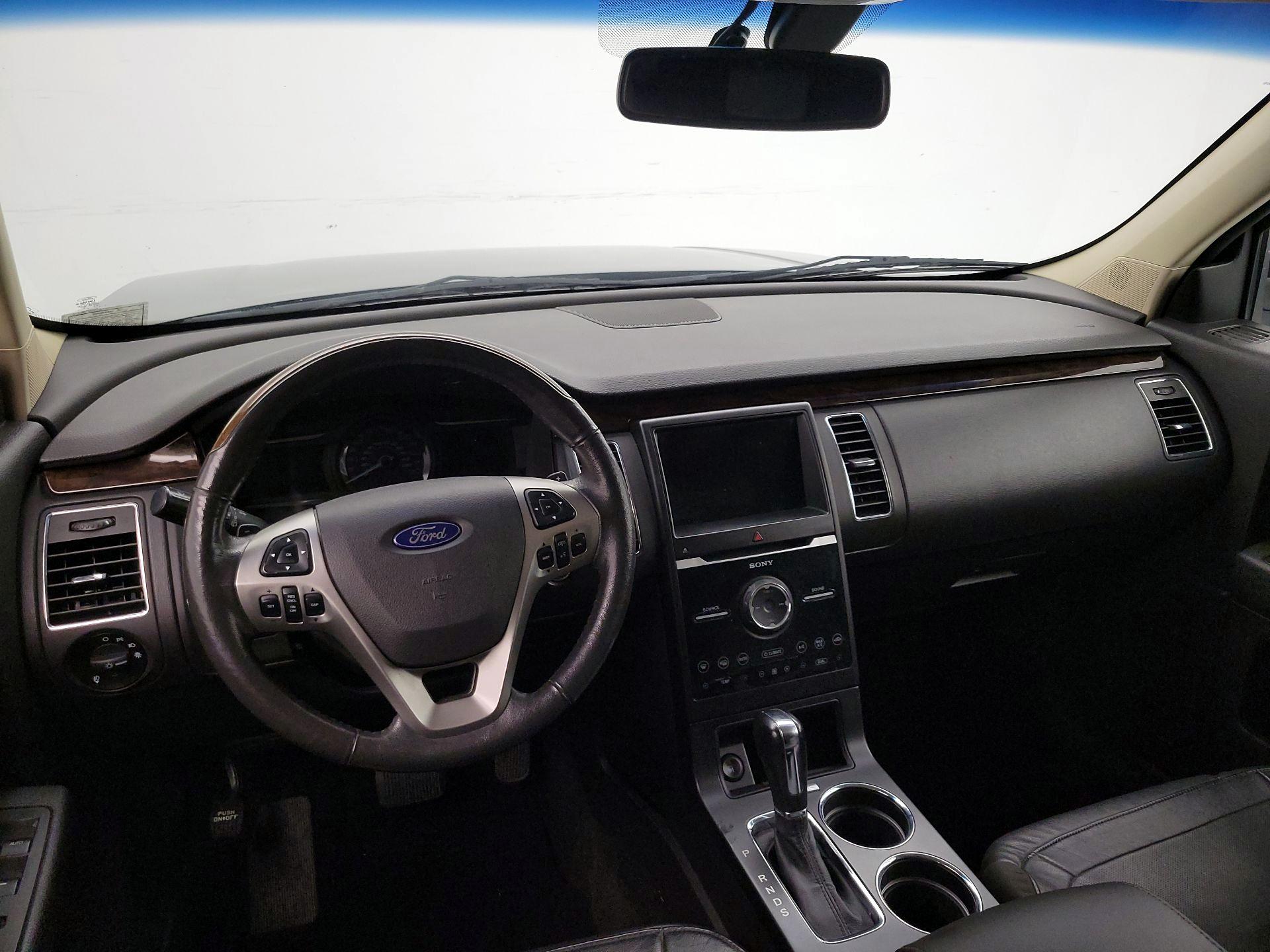 Thumbnail: 2018 Ford Flex - 9