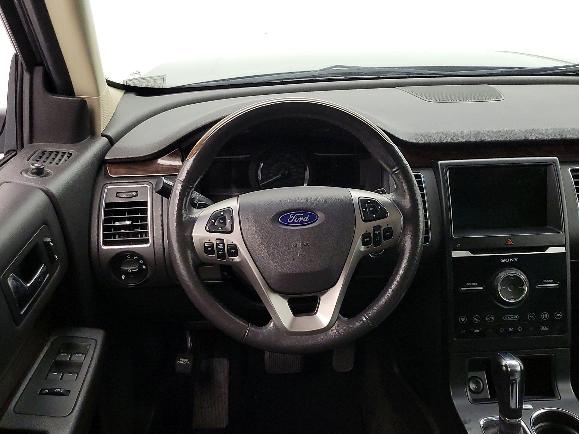 Thumbnail: 2018 Ford Flex - 10