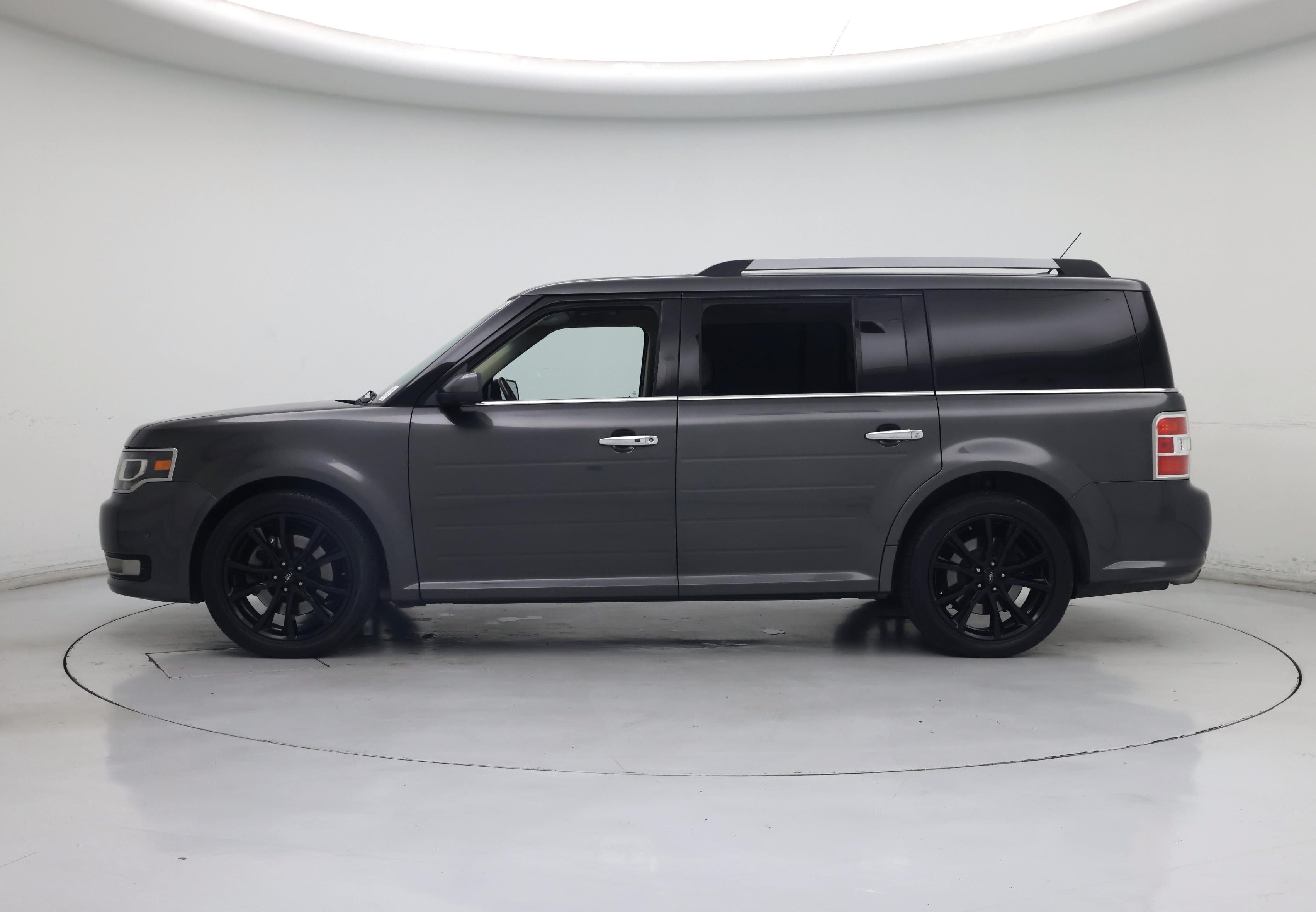 Thumbnail: 2018 Ford Flex - 3