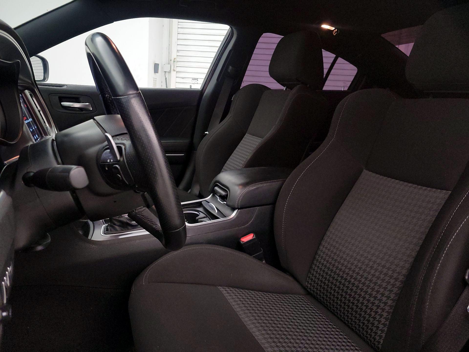 Thumbnail: 2020 Dodge Charger - 11