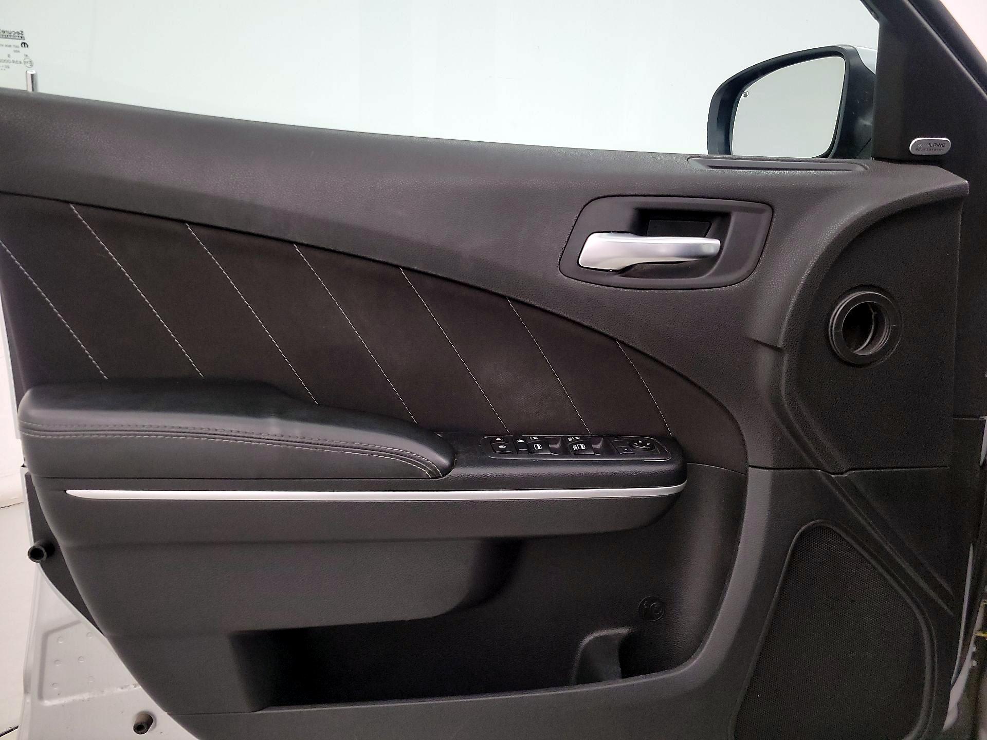 Thumbnail: 2020 Dodge Charger - 12