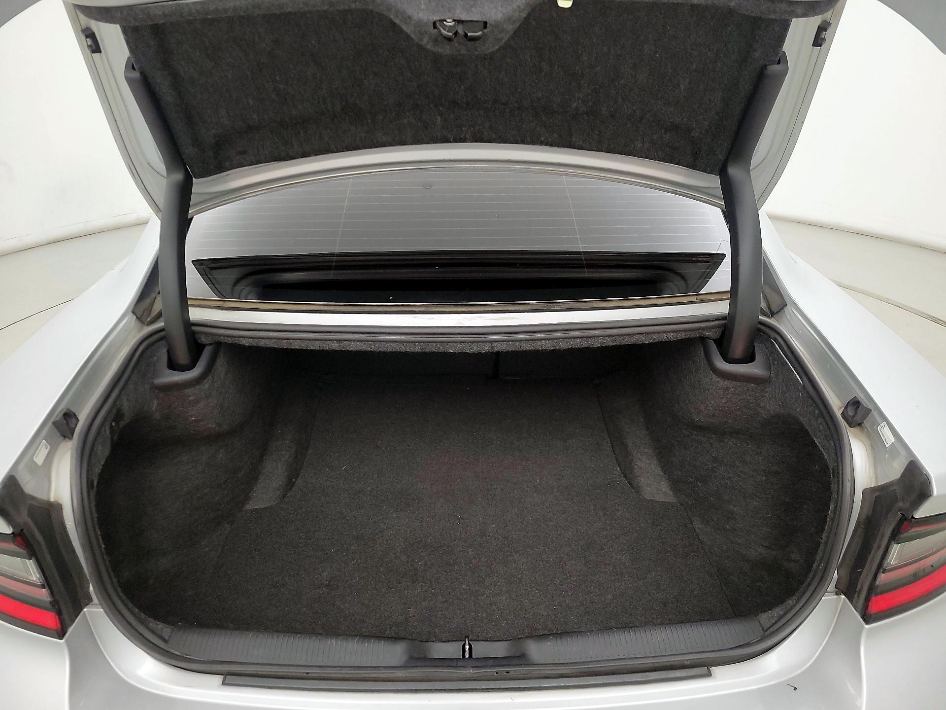 Thumbnail: 2020 Dodge Charger - 19