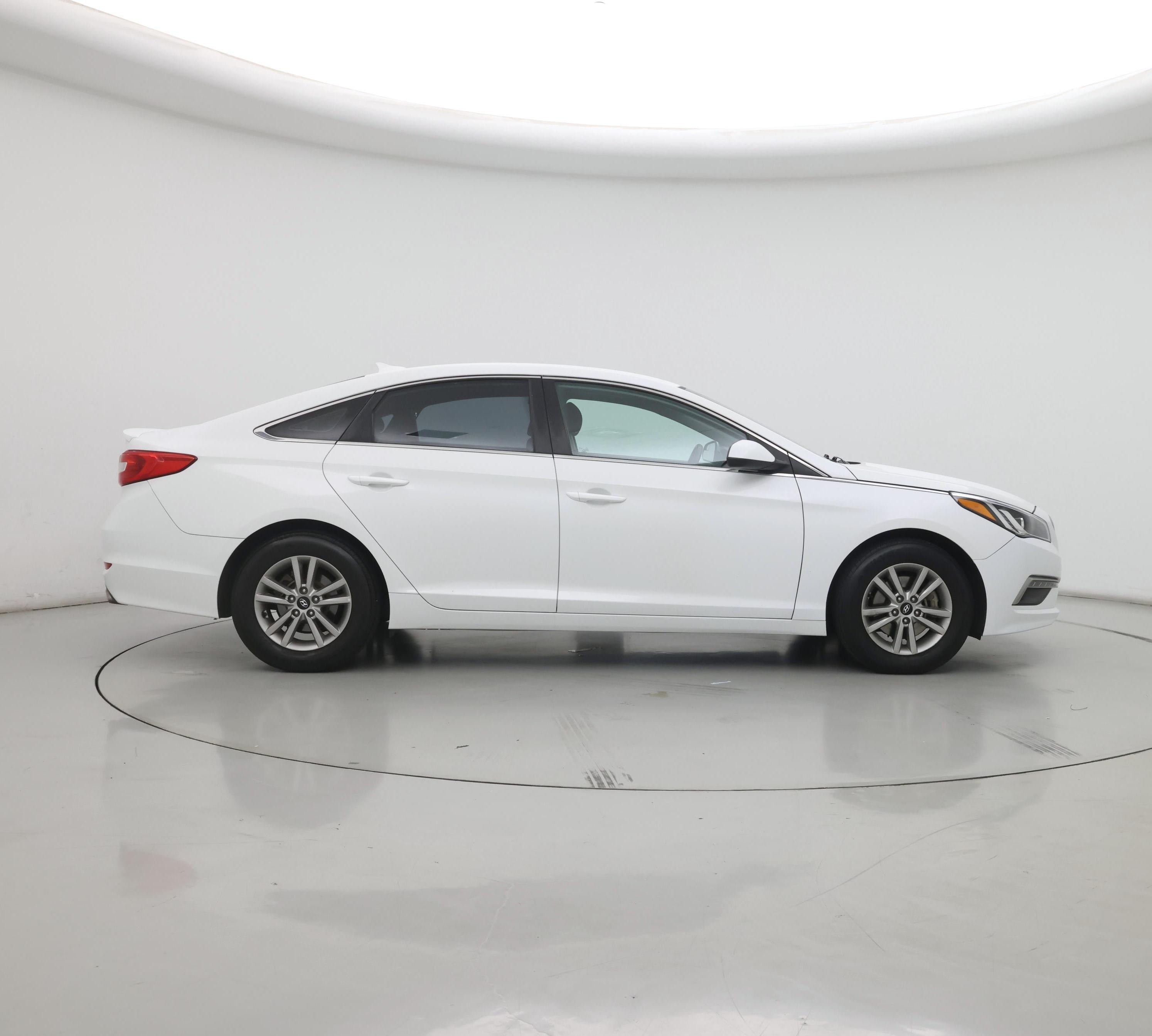 Thumbnail: 2015 Hyundai Sonata - 7