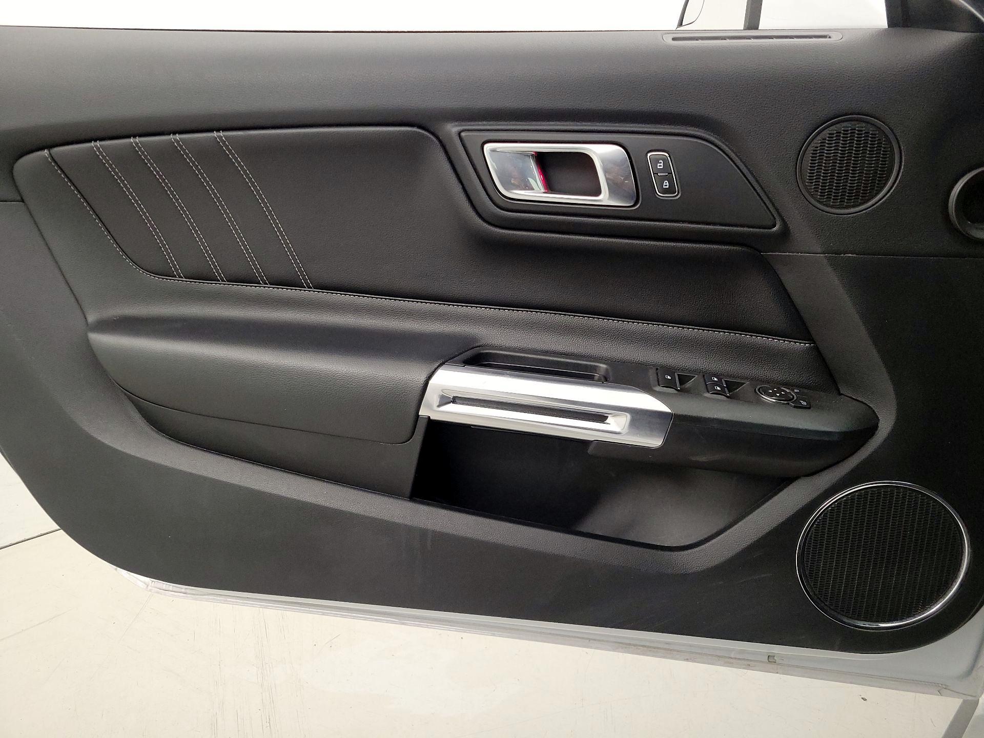 Thumbnail: 2020 Ford Mustang - 12