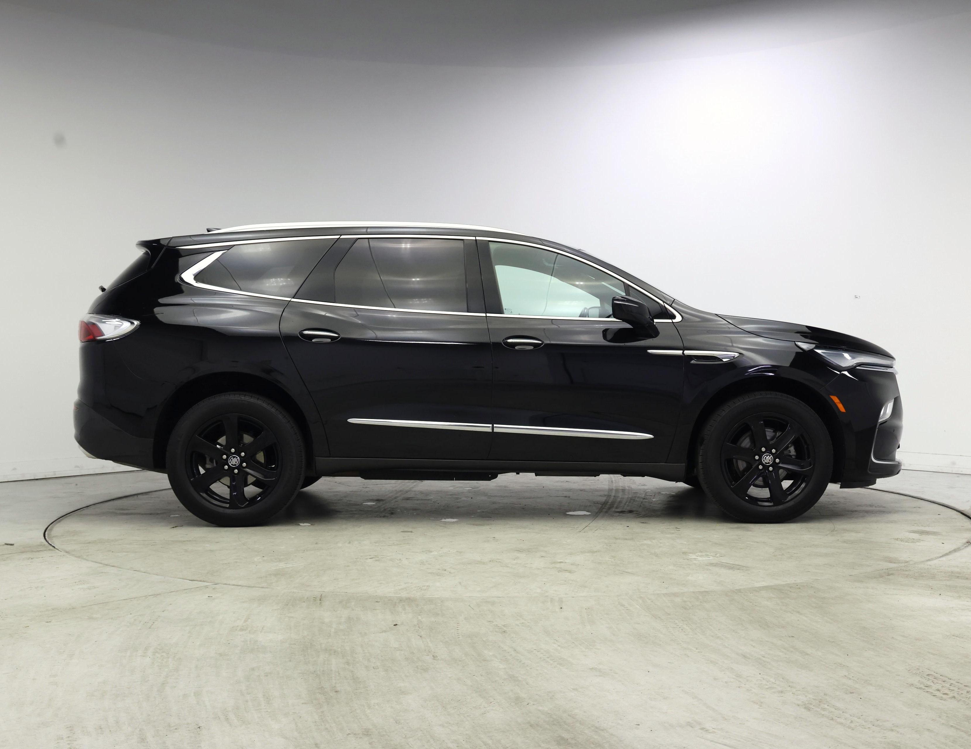 Thumbnail: 2022 Buick Enclave - 7