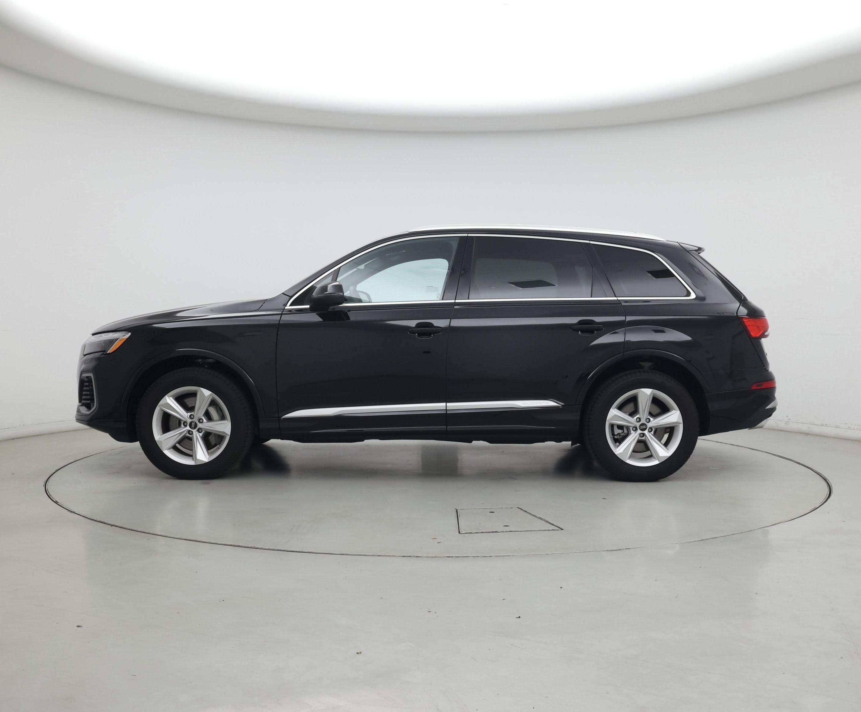 Thumbnail: 2025 Audi Q7 - 3