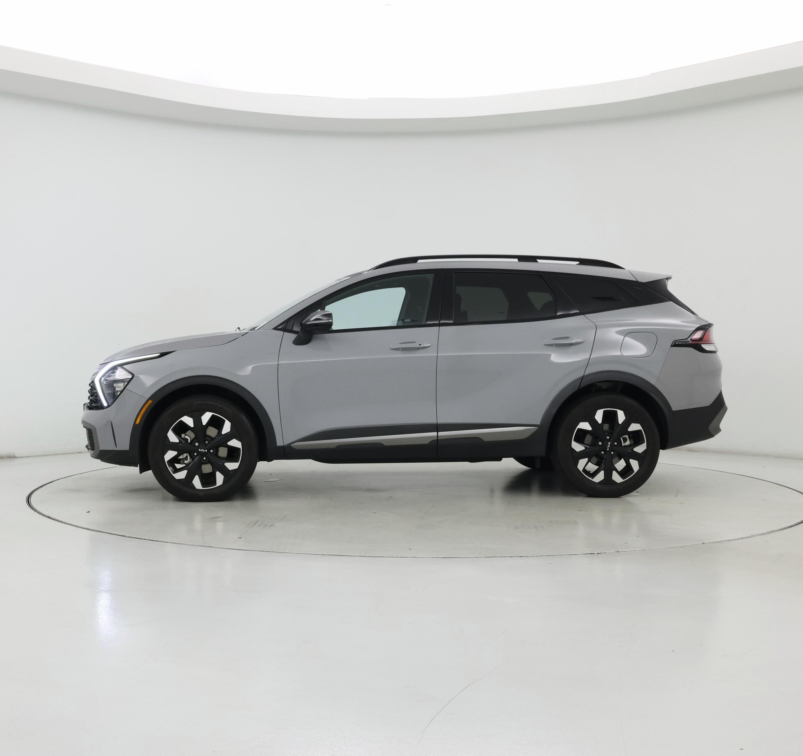 Thumbnail: 2023 Kia Sportage - 3