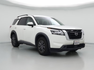 2022 Nissan Pathfinder SV