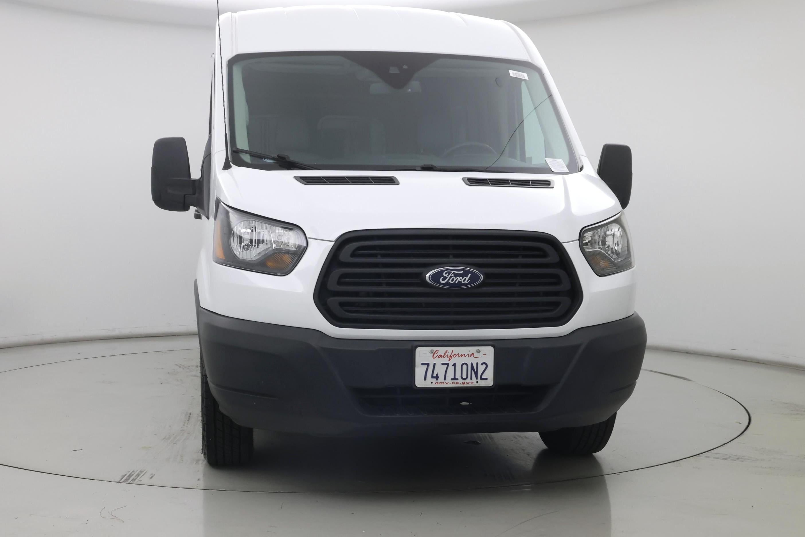 Thumbnail: 2018 Ford Transit Series - 5