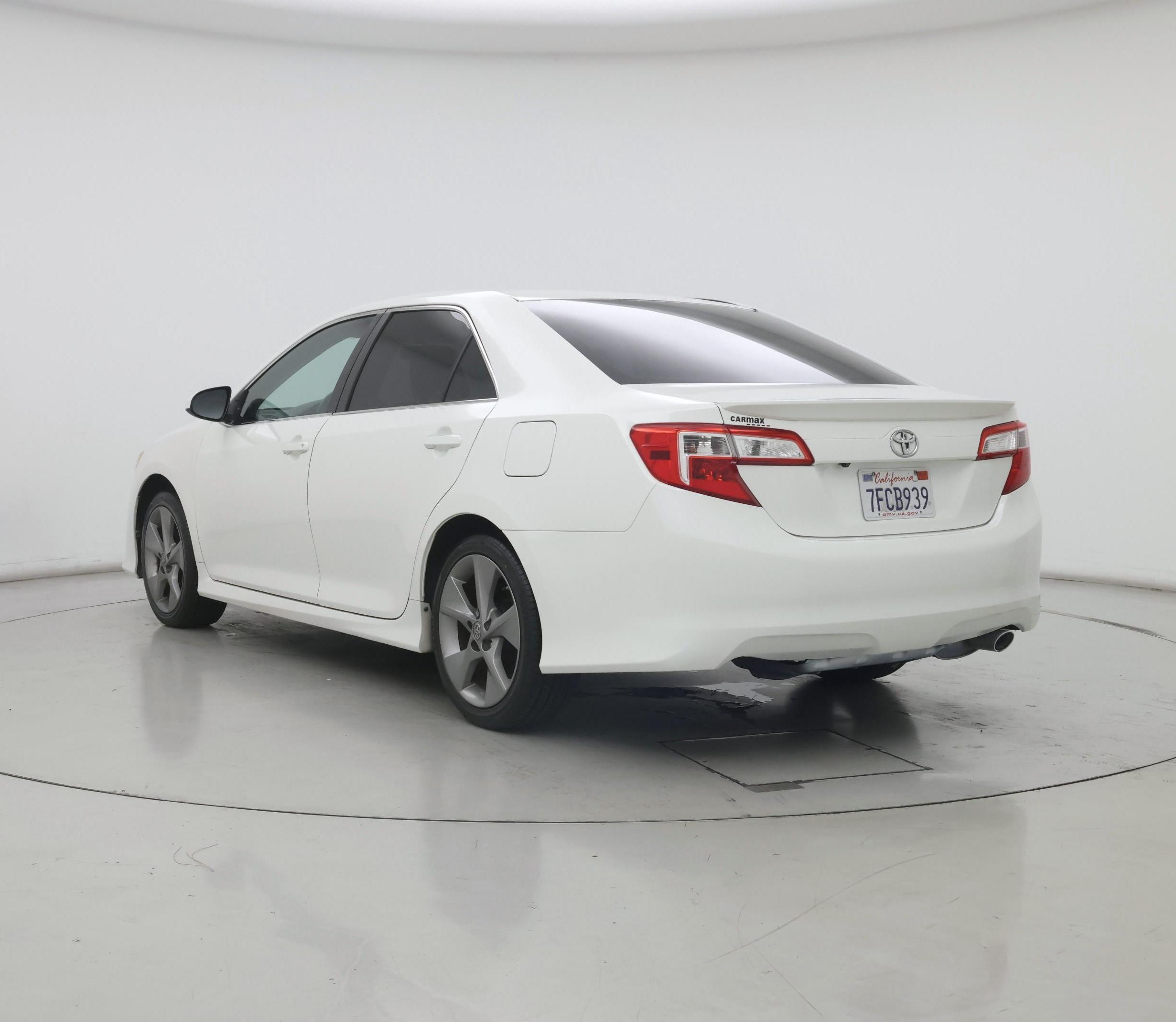 Thumbnail: 2014 Toyota Camry - 2